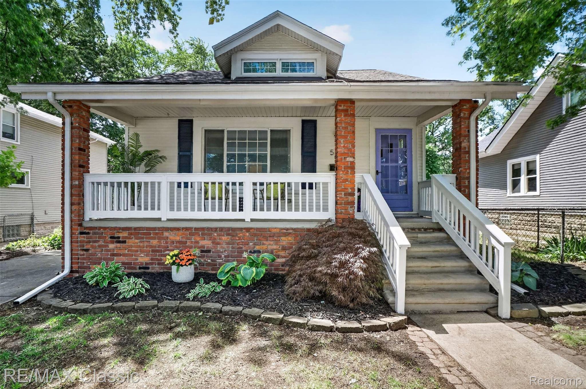 561, Saratoga, Ferndale, Michigan, 48220