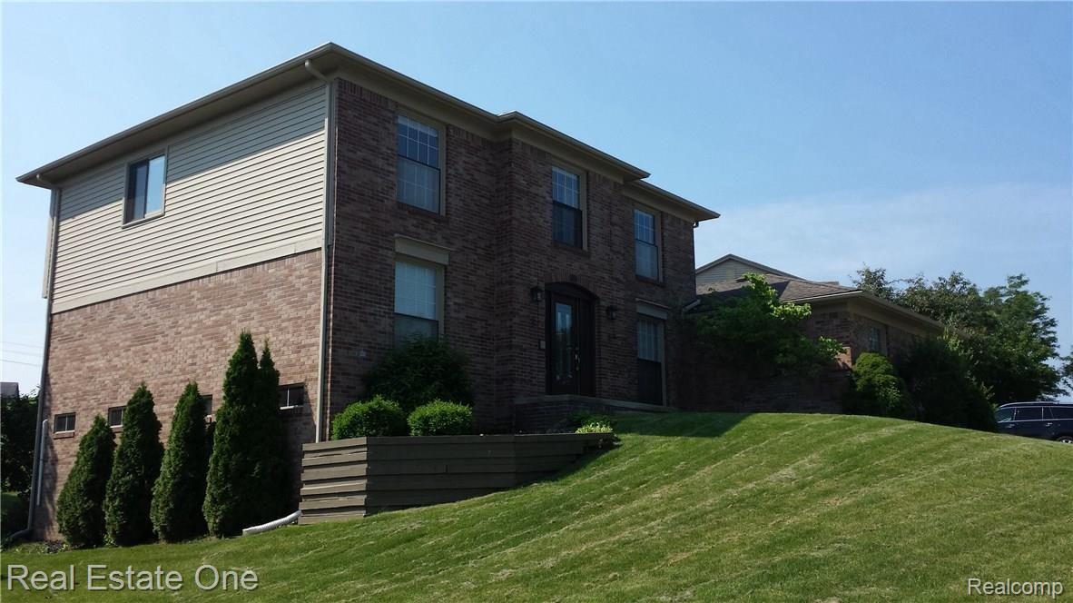 475, Dorchester Way, Milford, Michigan, 48381