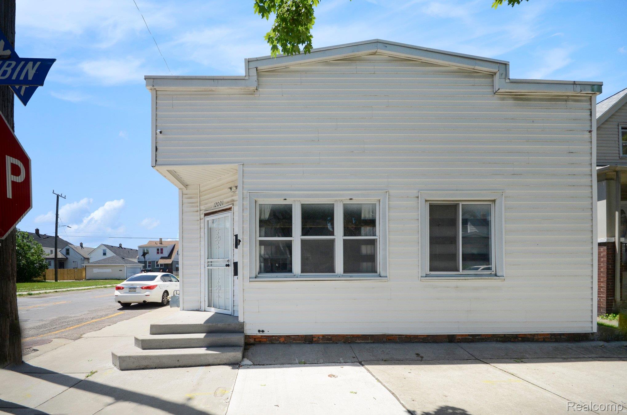 12001, Saint Aubin, Hamtramck, Michigan, 48212