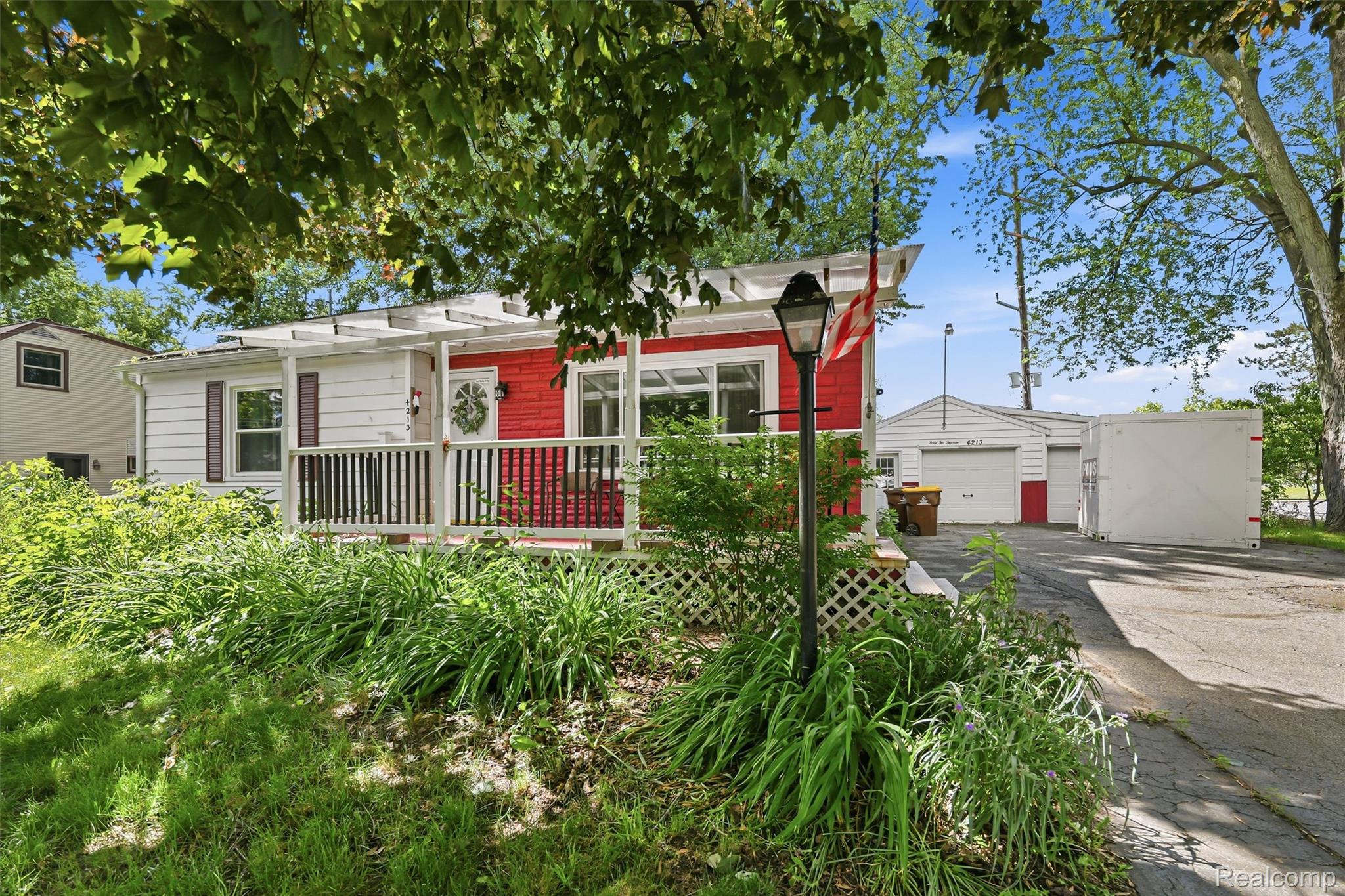 4213, Dallas, Holt, Michigan, 48842