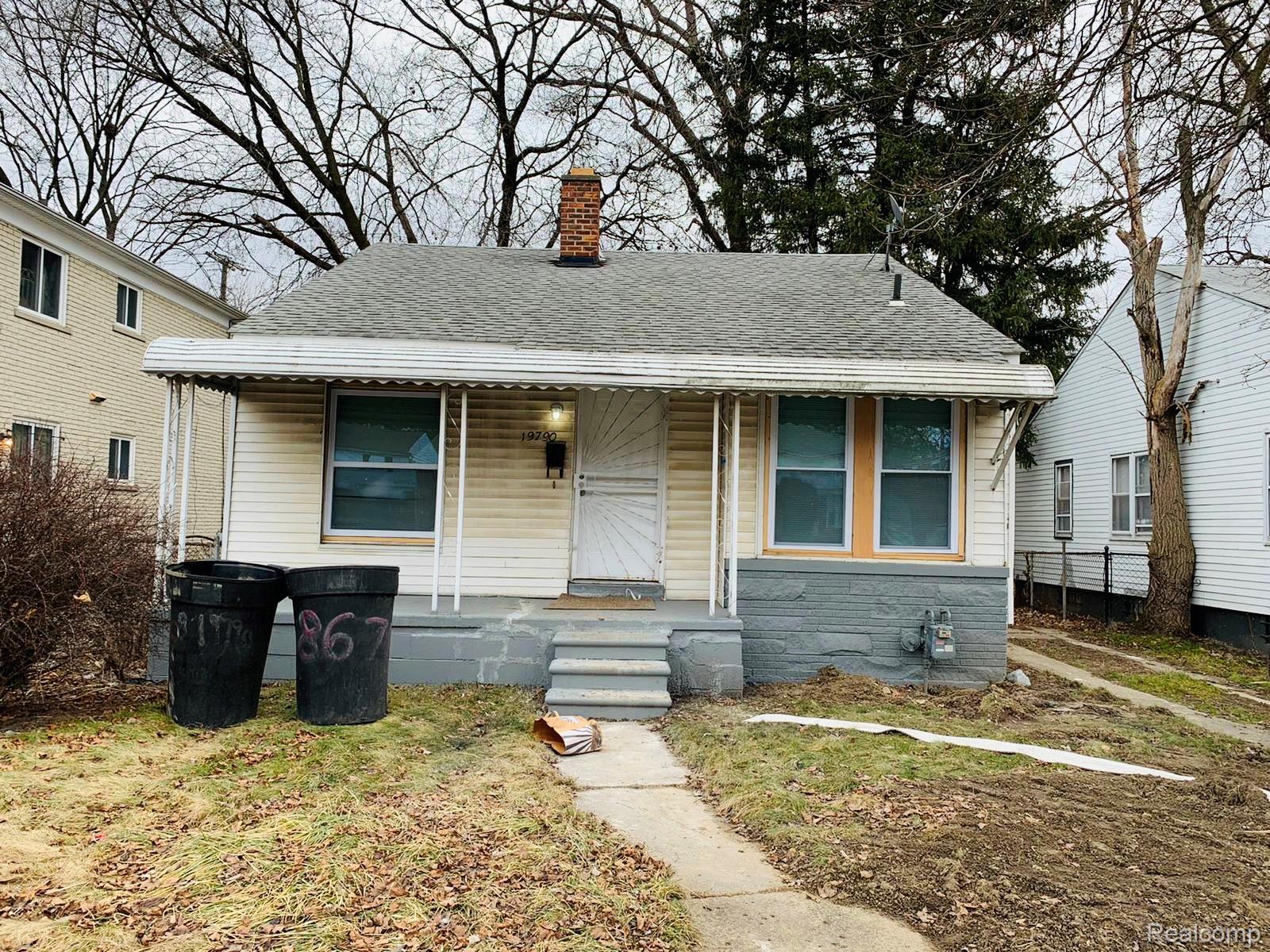 19790, Lahser, Detroit, Michigan, 48219