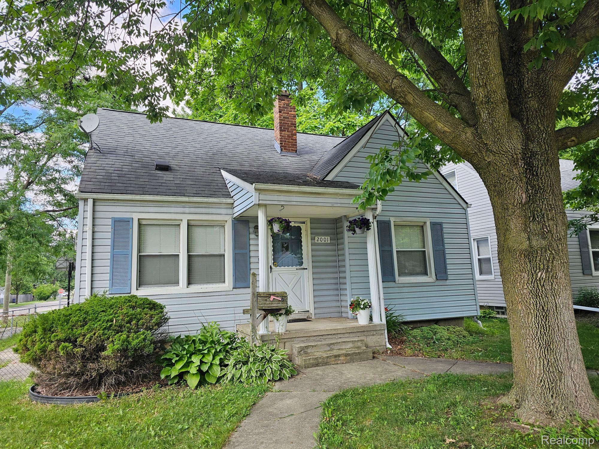 2001, DALLAS, Royal Oak, Michigan, 48067