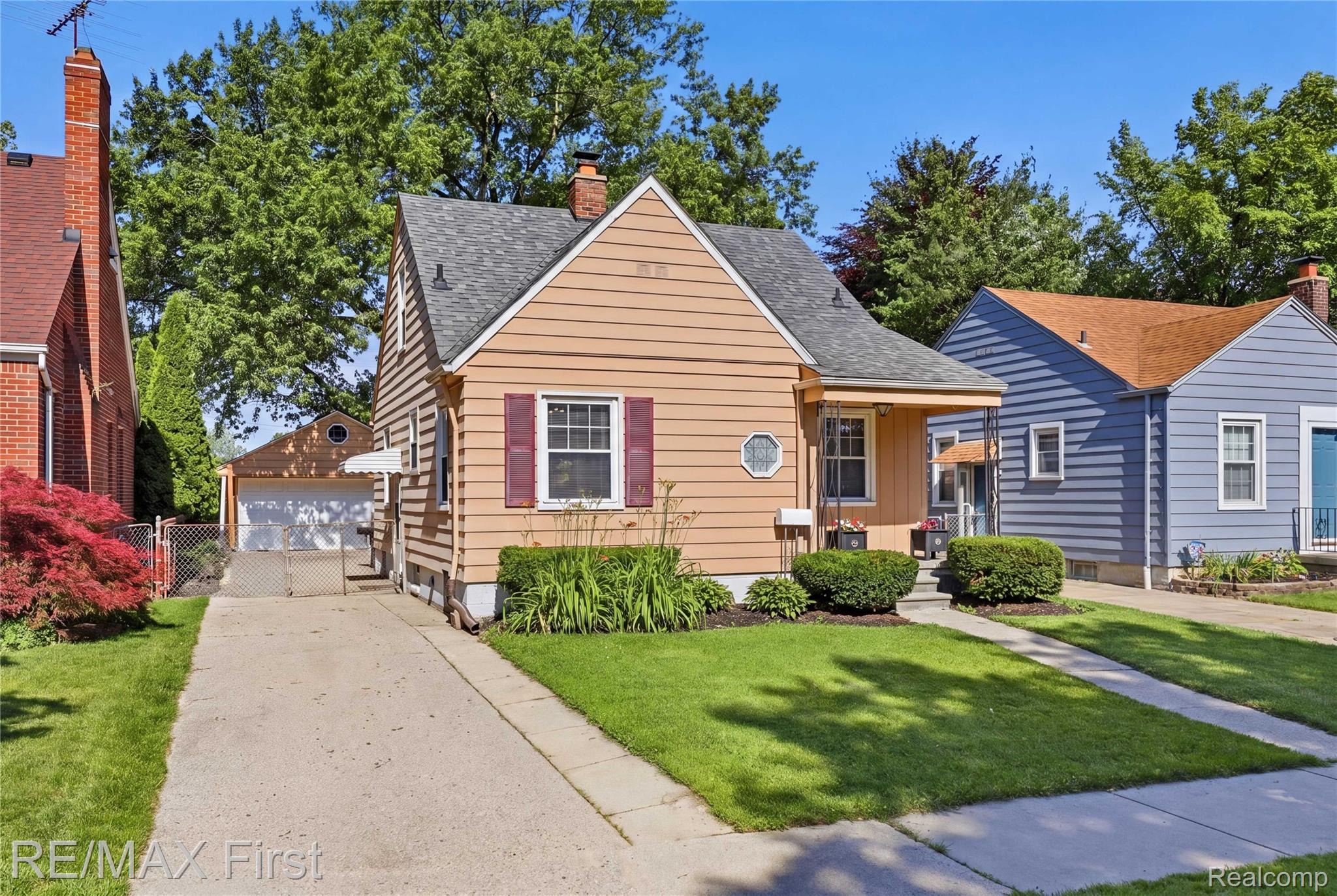 3250, Alice, Dearborn, Michigan, 48124