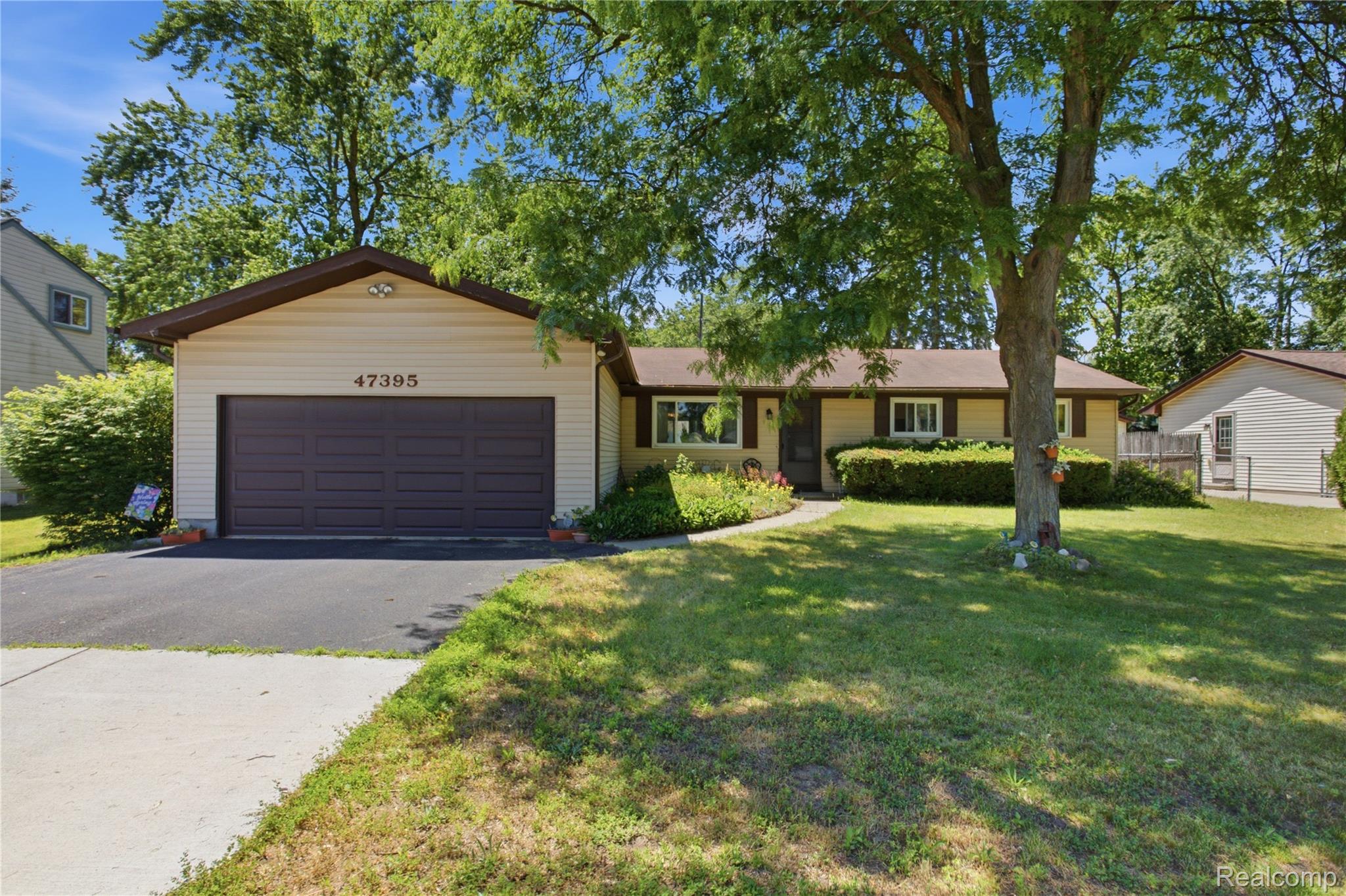 47395, Dequindre, Rochester Hills, Michigan, 48307