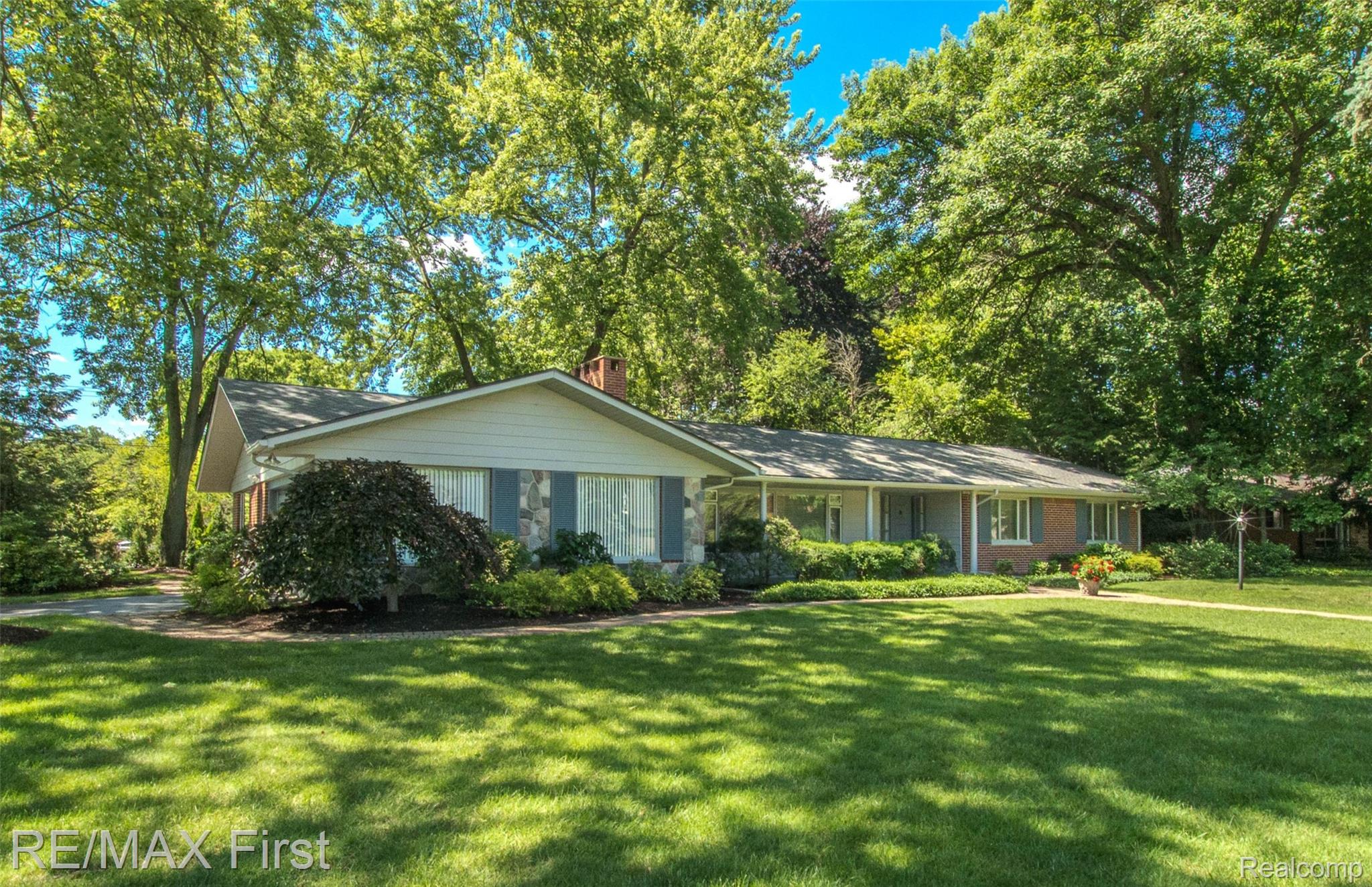19415, Riverside, Beverly Hills, Michigan, 48025