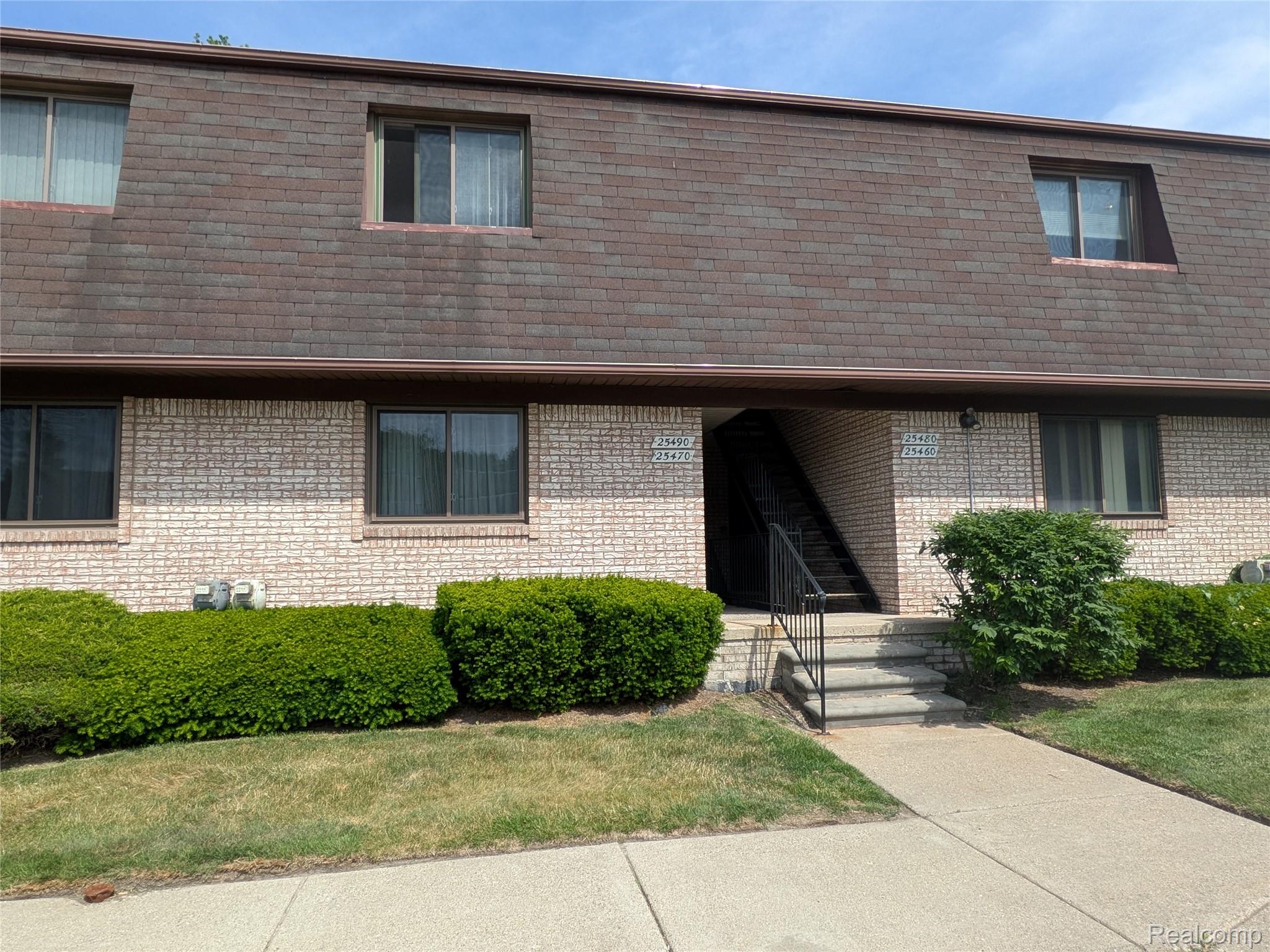25470, Quarter Deck, Harrison Township, Michigan, 48045