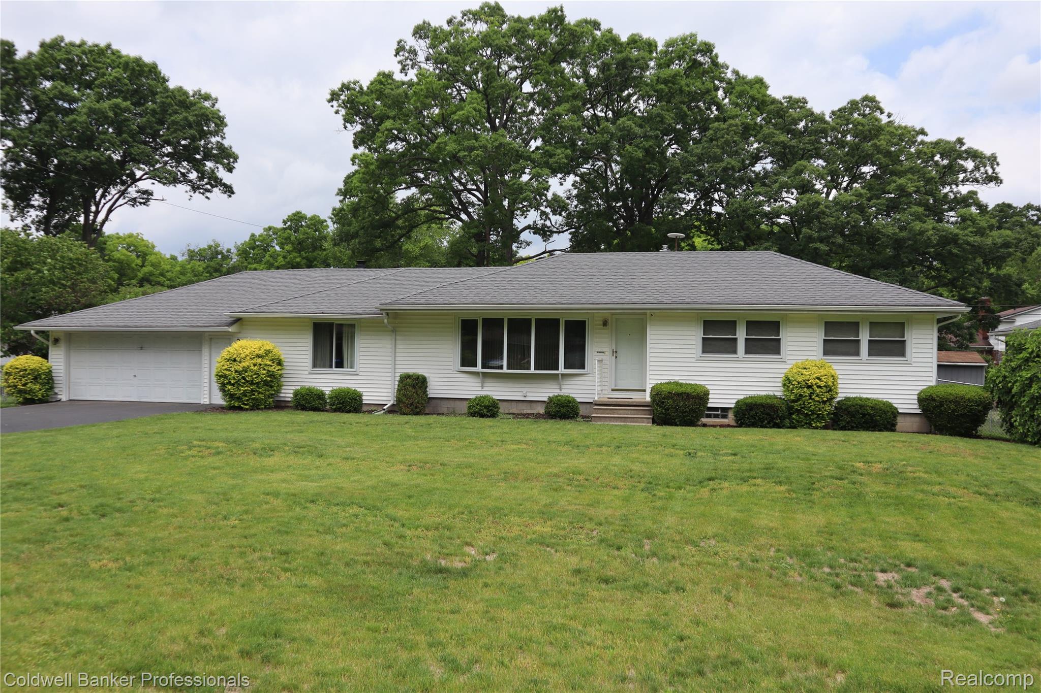 3456, Overton, Waterford, Michigan, 48328