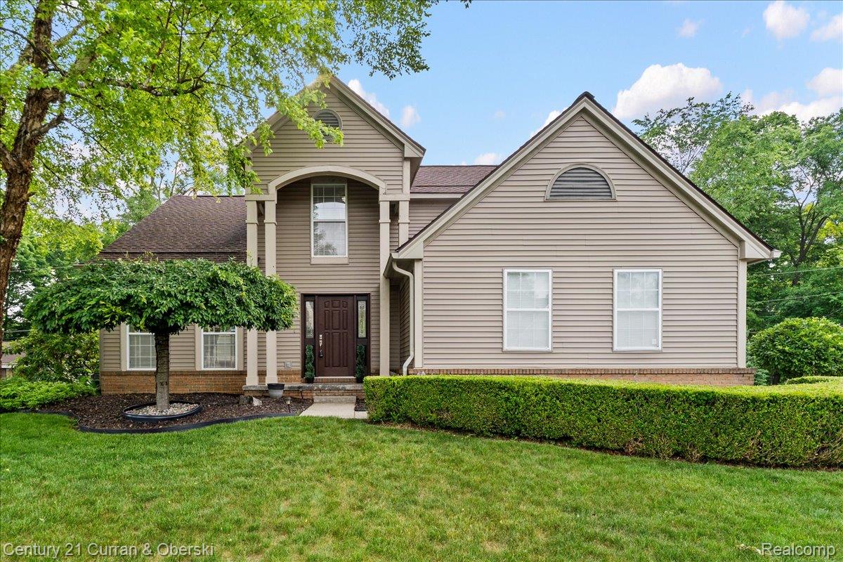 4630, Commerce Woods, Commerce Twp, Michigan, 48382