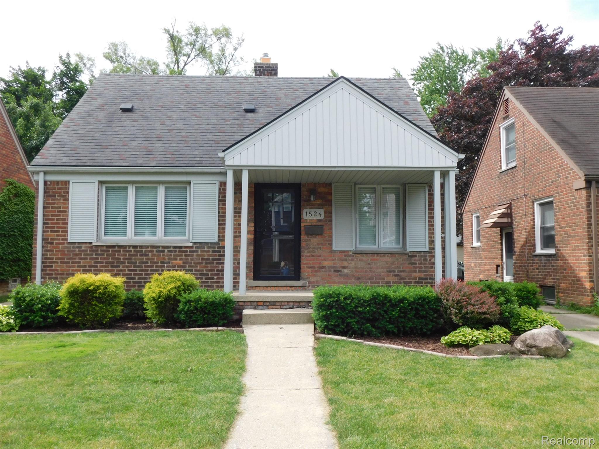 1524, Emmons, Birmingham, Michigan, 48009