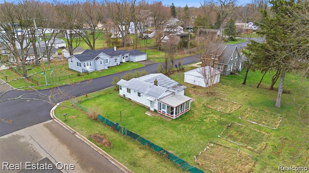 18318, Deering, Livonia, Michigan, 48152