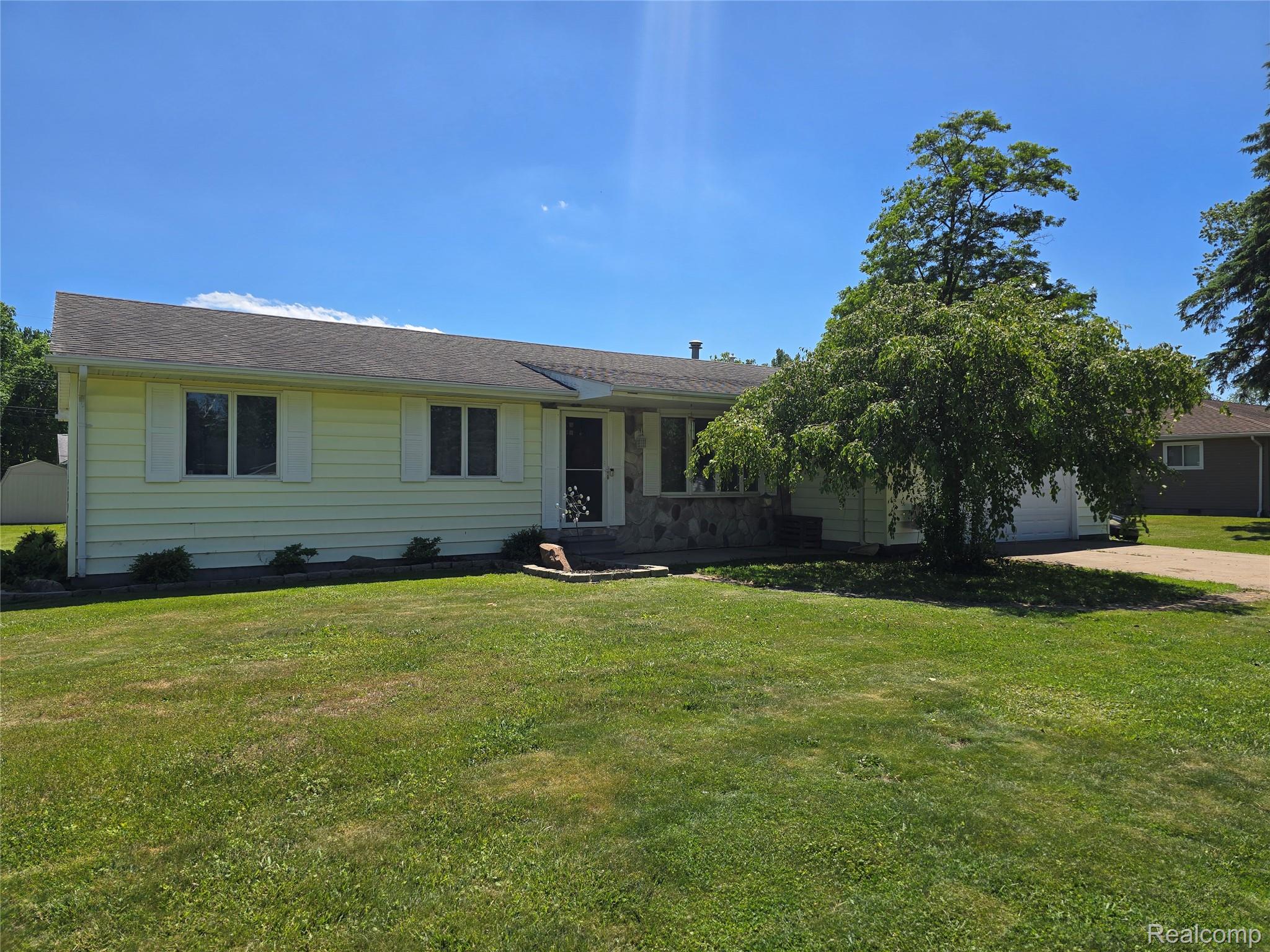 5279, Robinwood, Clyde, Michigan, 48049