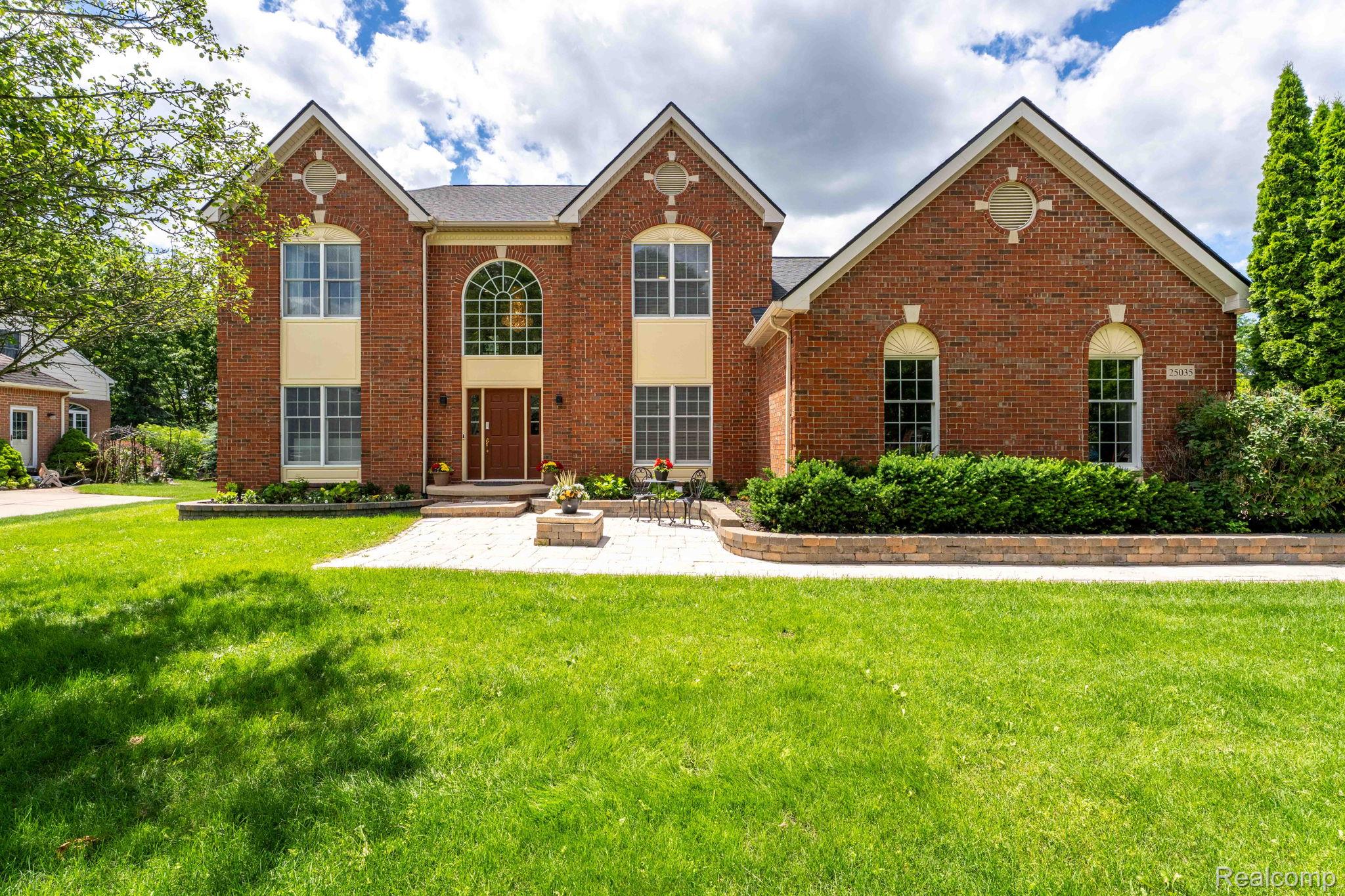 25035, Samoset, Novi, Michigan, 48374