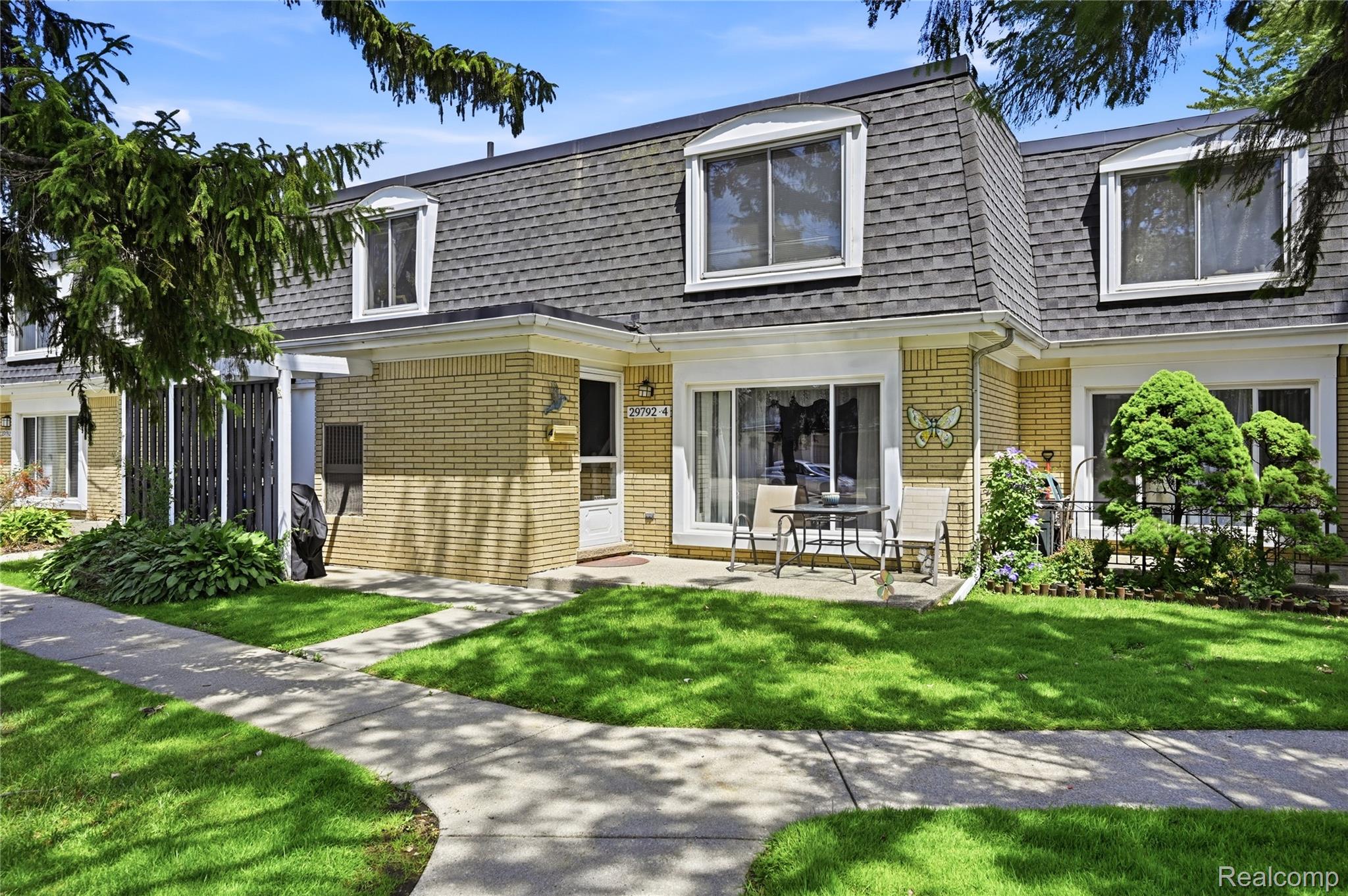29792, City Center, #4, Warren, Michigan, 48093
