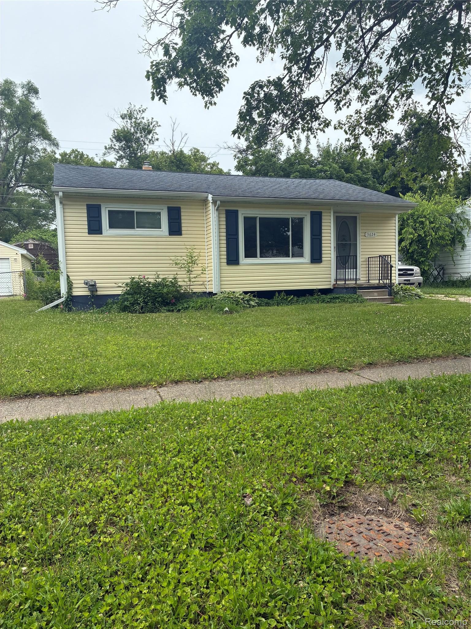 3624, Lynn, Flint, Michigan, 48503