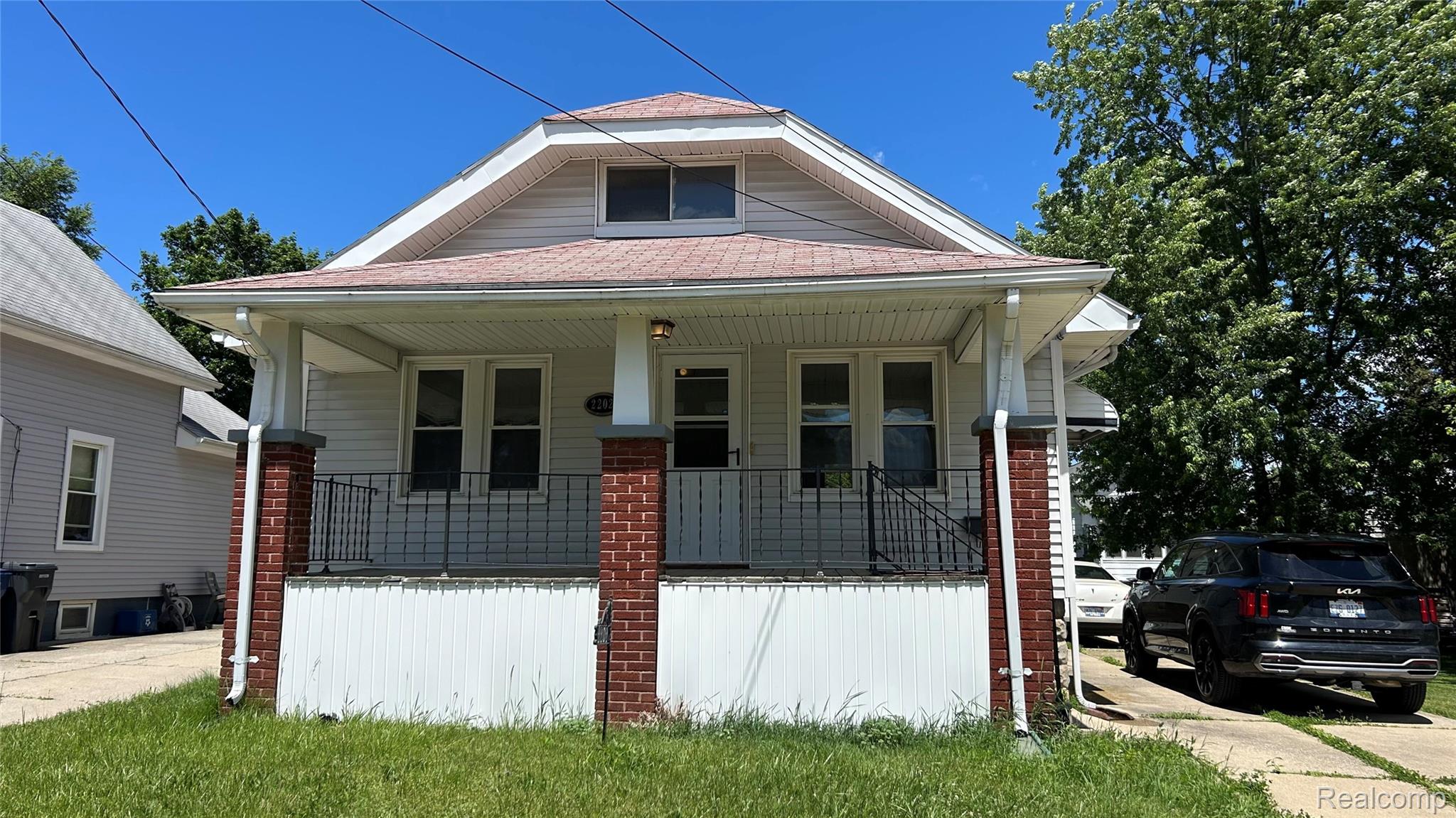 2202, Brown, Flint, Michigan, 48503