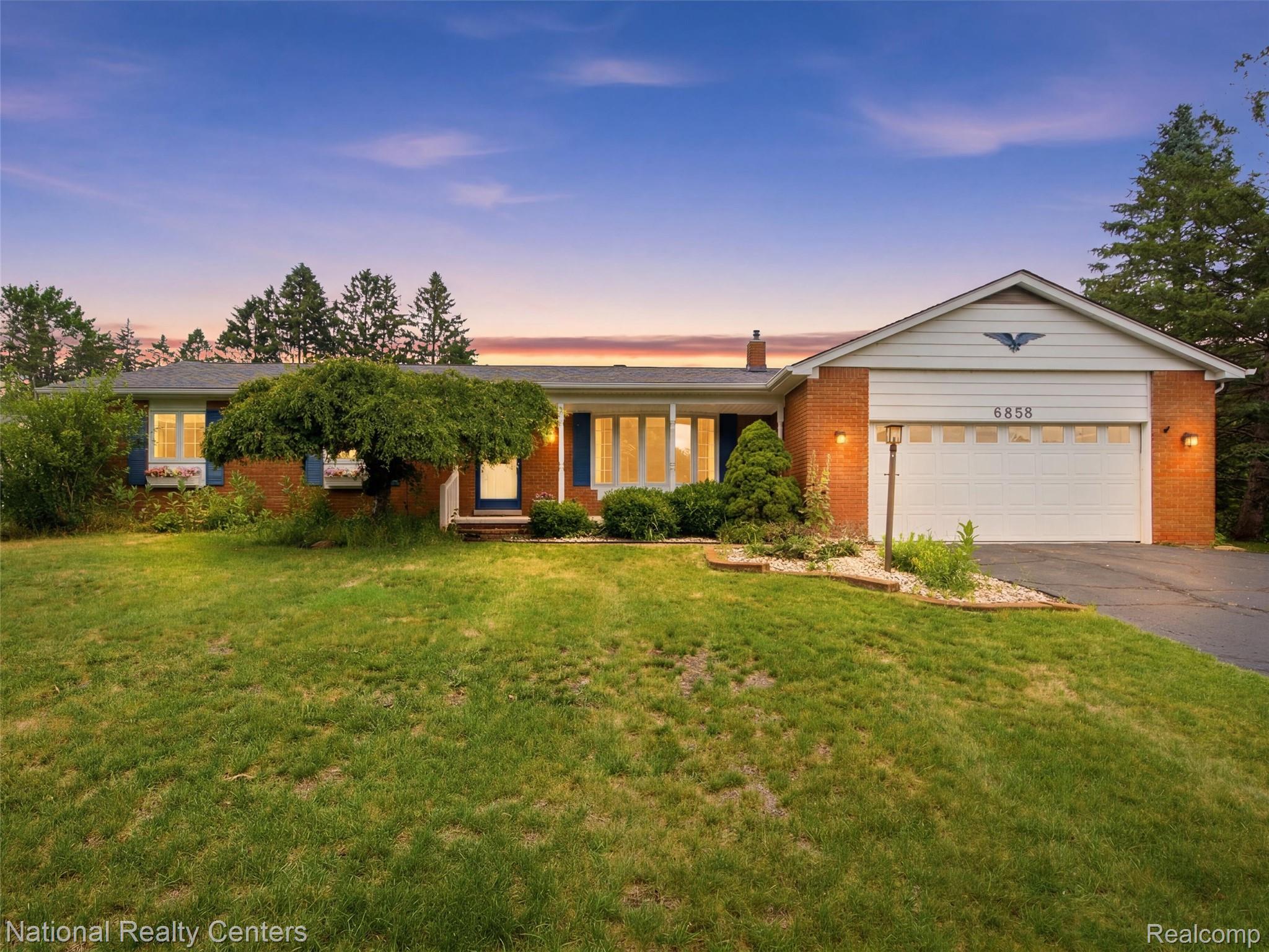 6858, Wellesley, Clarkston, Michigan, 48346