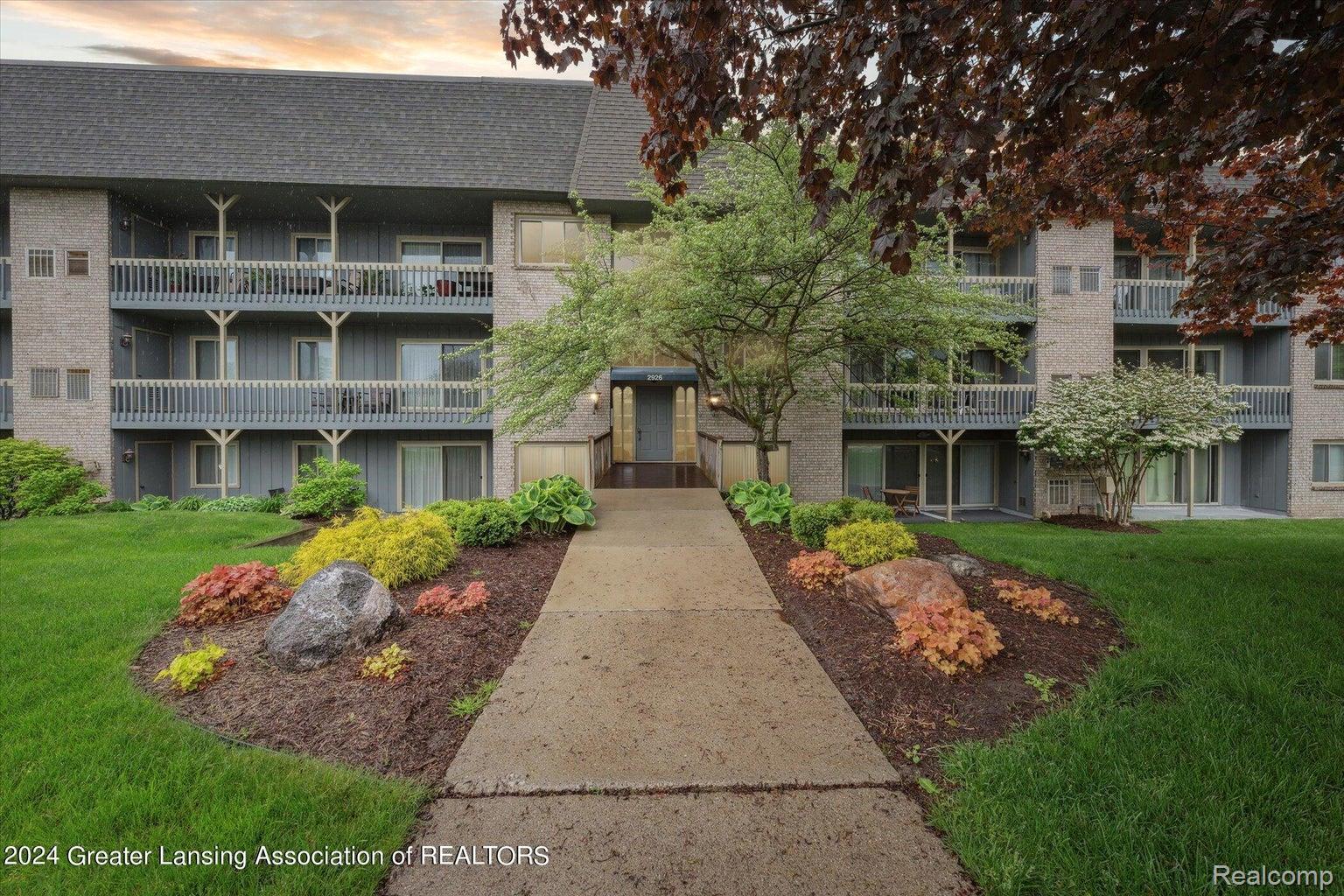 2926, Mount Hope, Okemos, Michigan, 48864