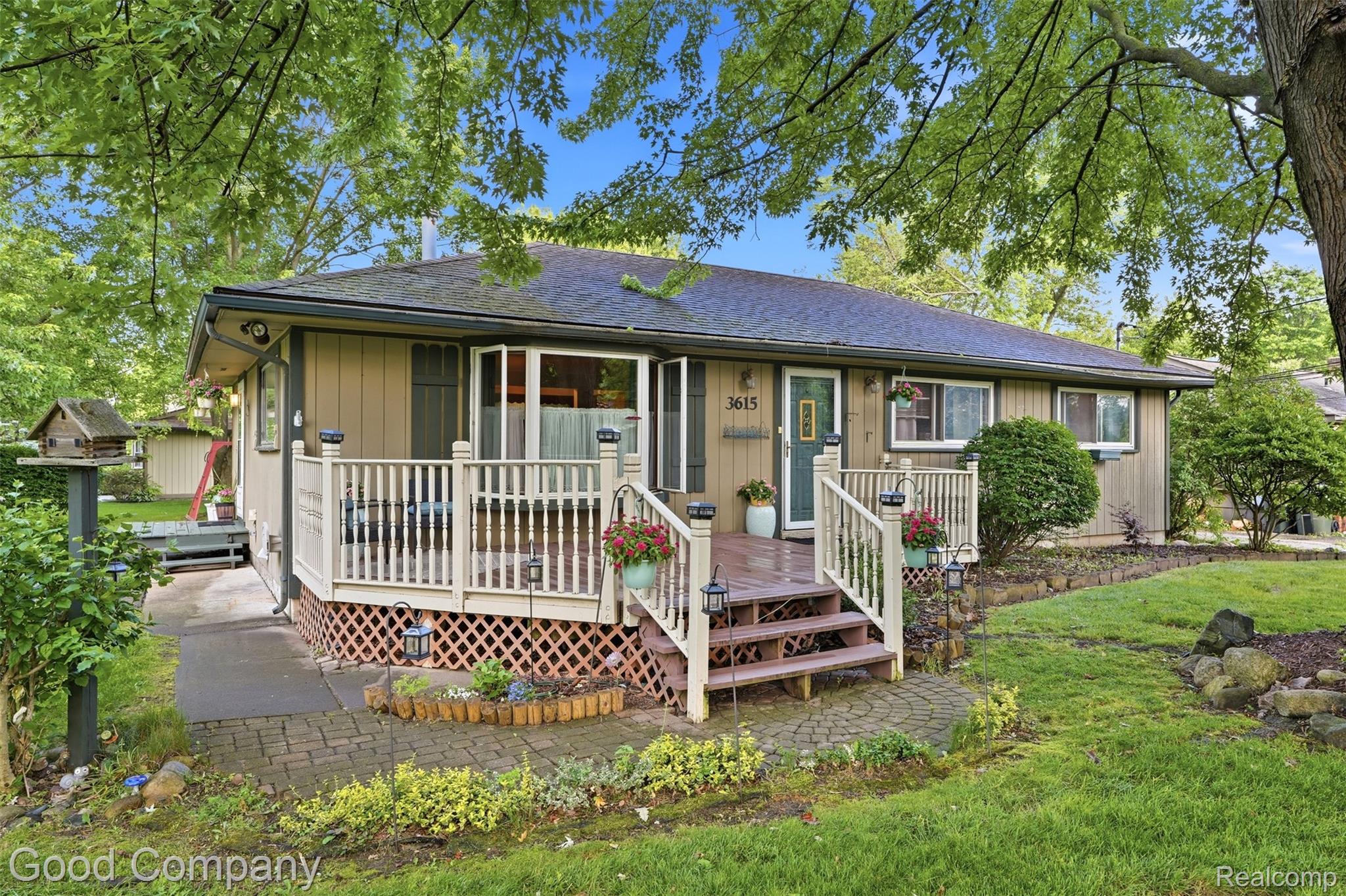 3615, Hazelton, Rochester Hills, Michigan, 48307