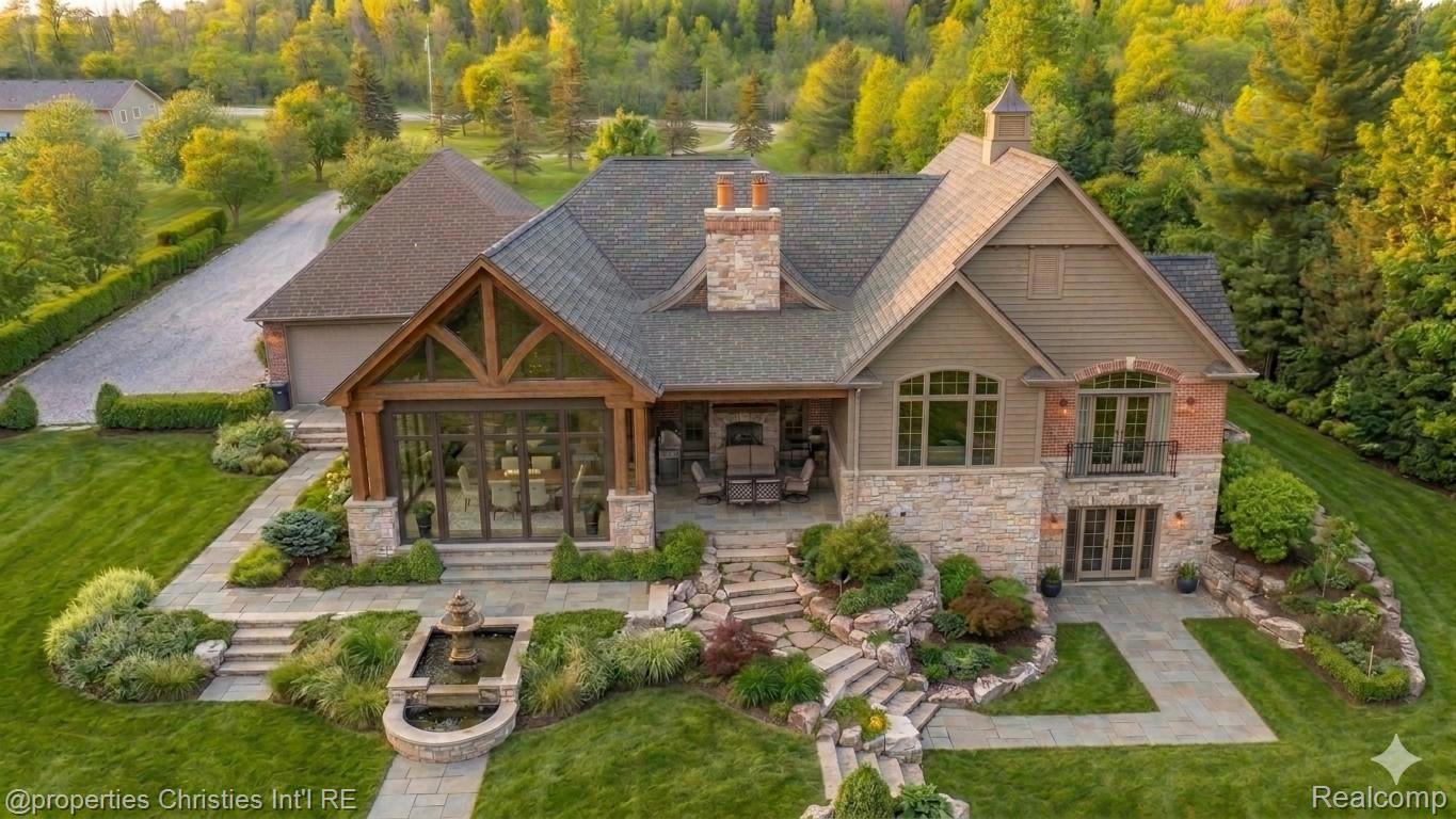 23071, Napier, Northville, Michigan, 48167