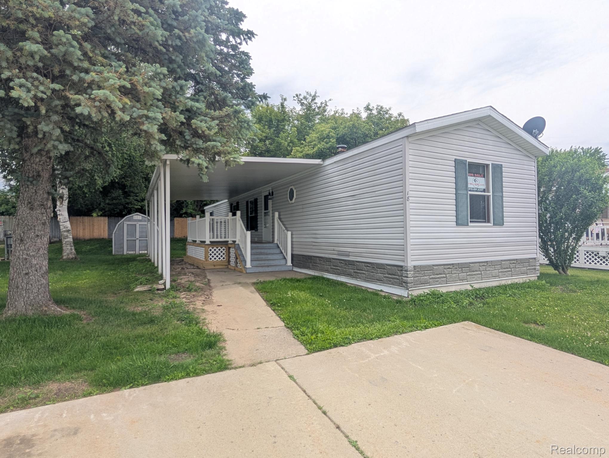 18, Bellwood, Swartz Creek, Michigan, 48473