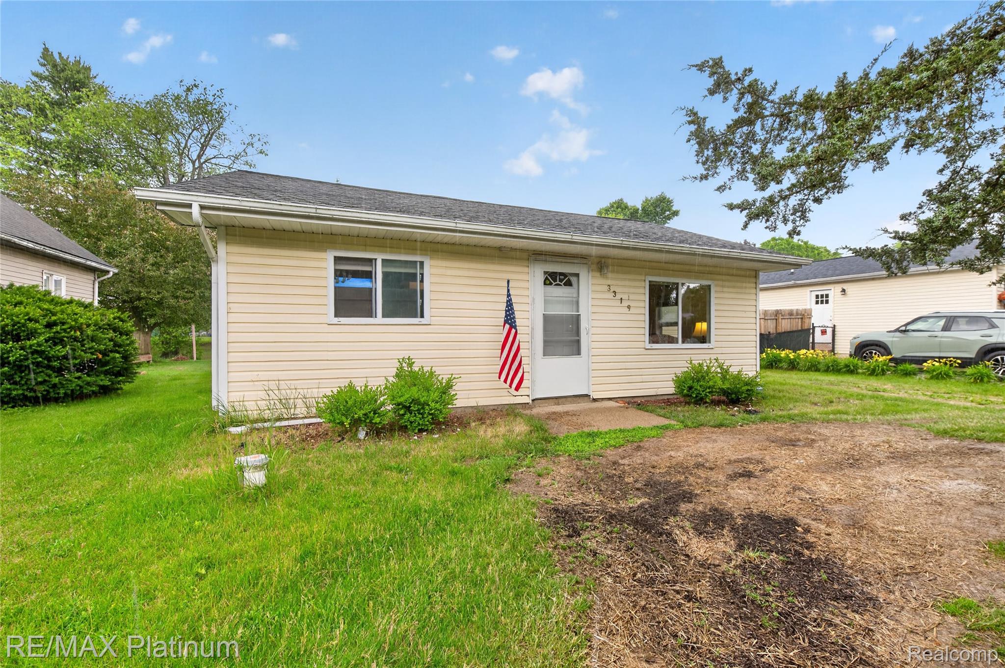 3319, Junior, Pinckney, Michigan, 48169