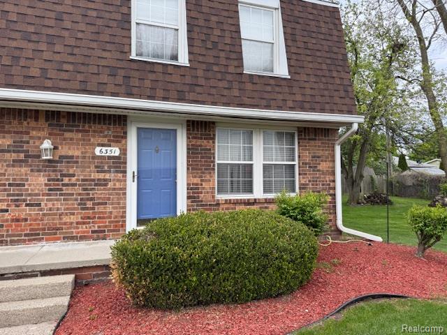 6351, Beechfield, Lansing, Michigan, 48911