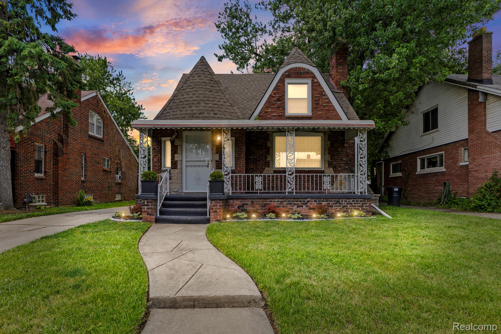 15903, Saint Marys, Detroit, Michigan, 48227