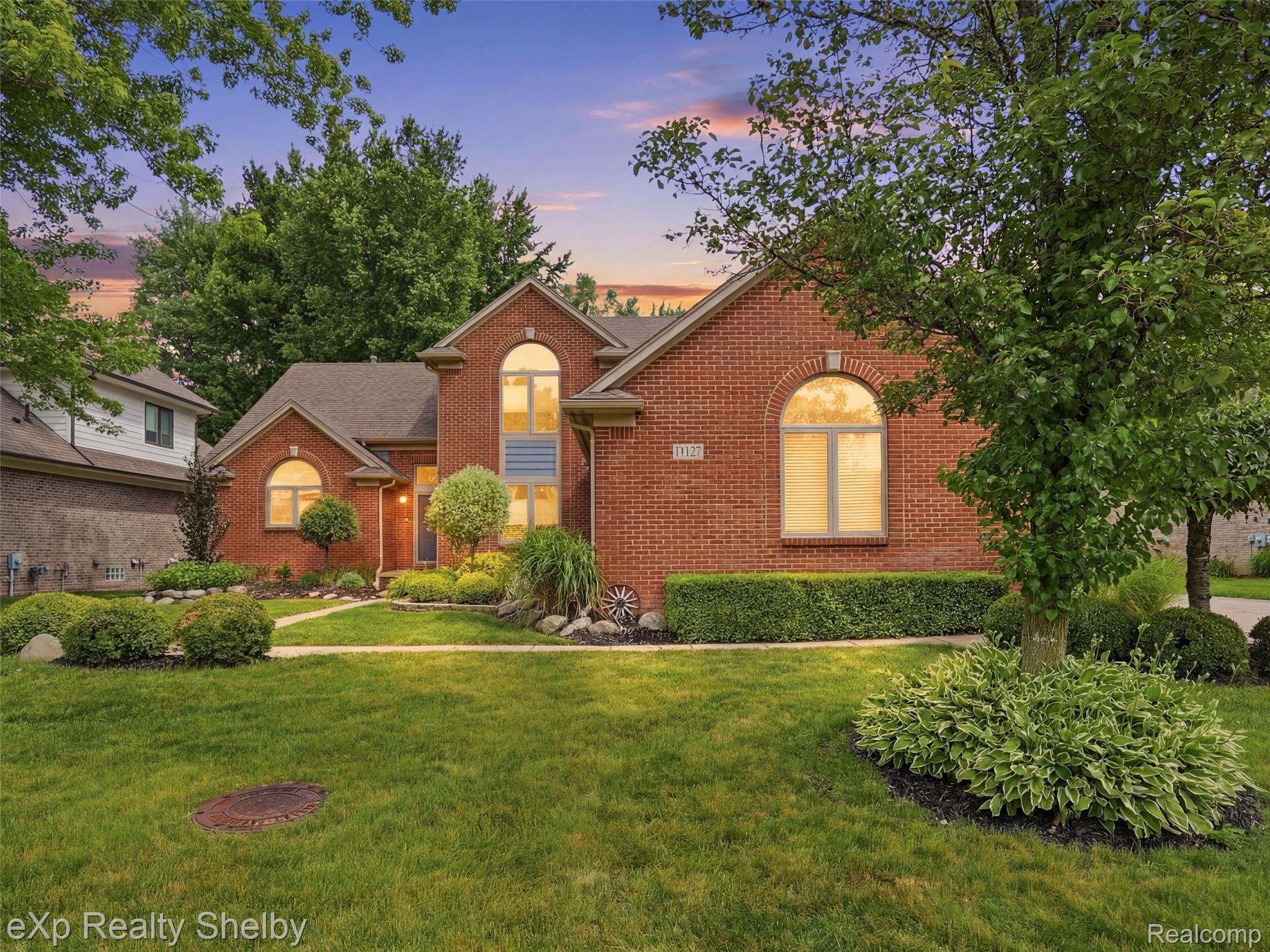 11127, Minnfrank, Utica, Michigan, 48316