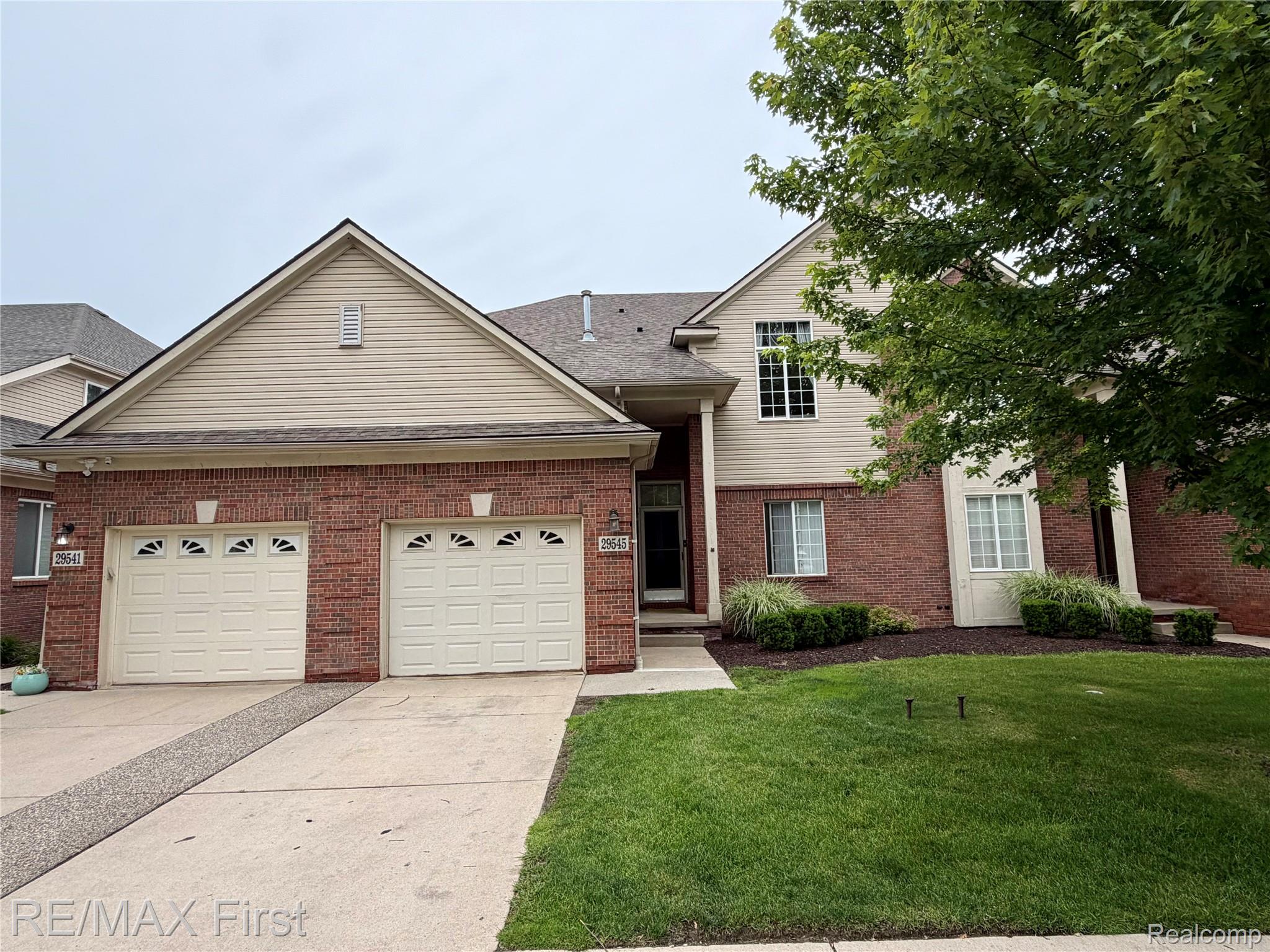 29541, Woodpark, Warren, Michigan, 48092