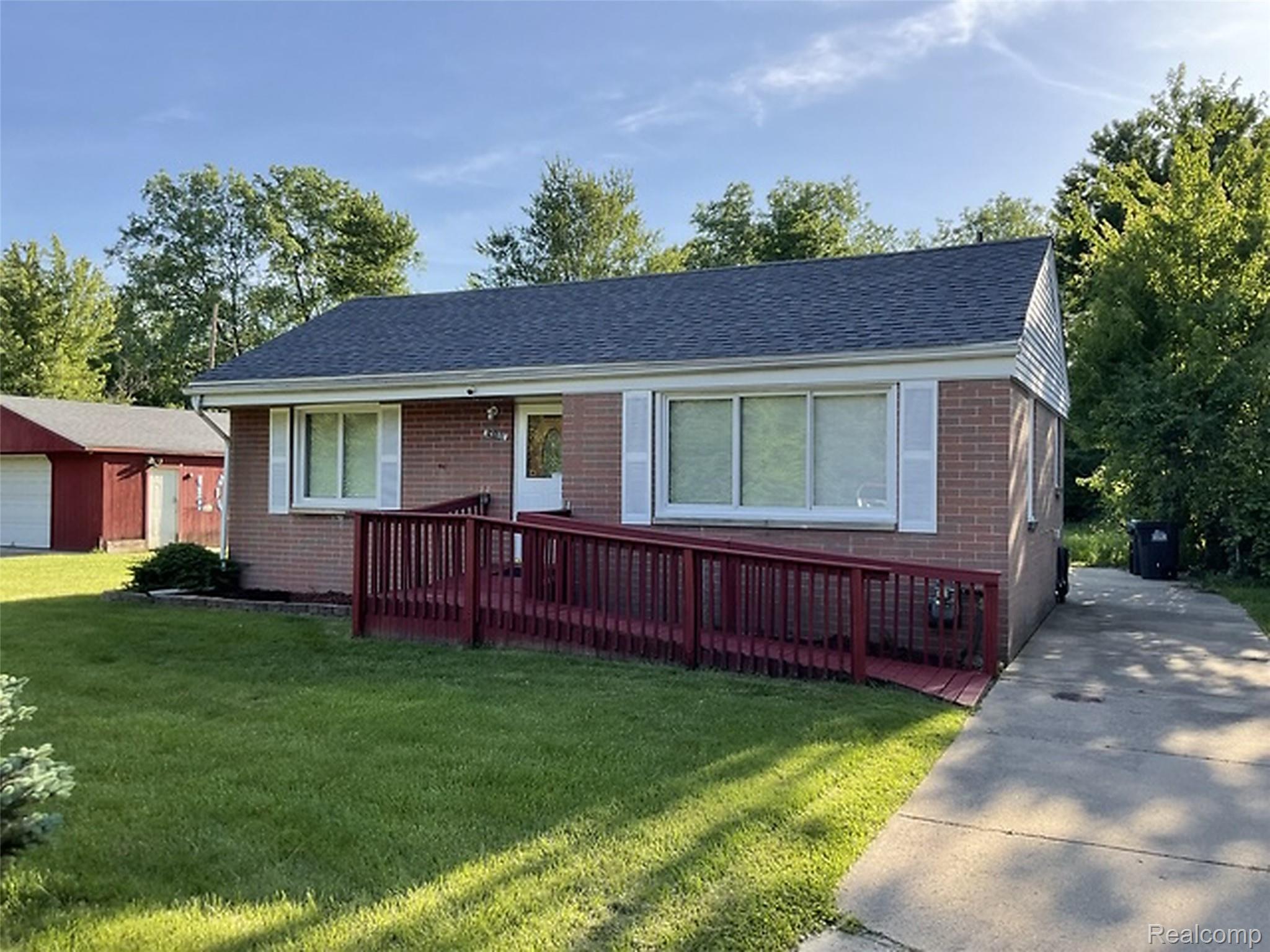 14180, Huron, Taylor, Michigan, 48180