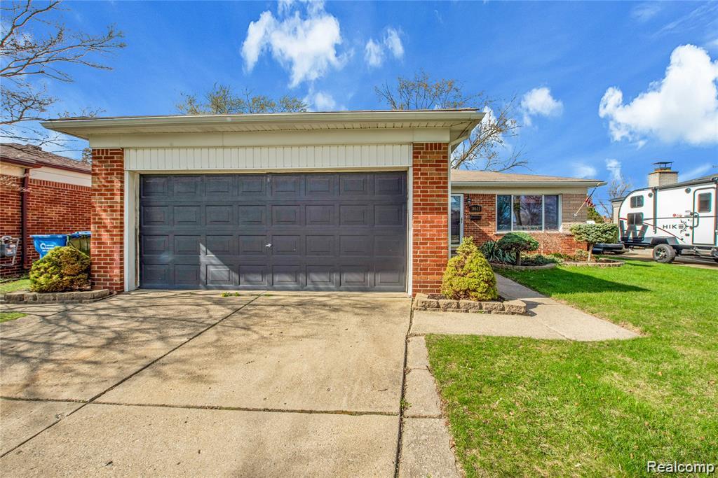 14615, Masonic Blvd, Warren, Michigan, 48088