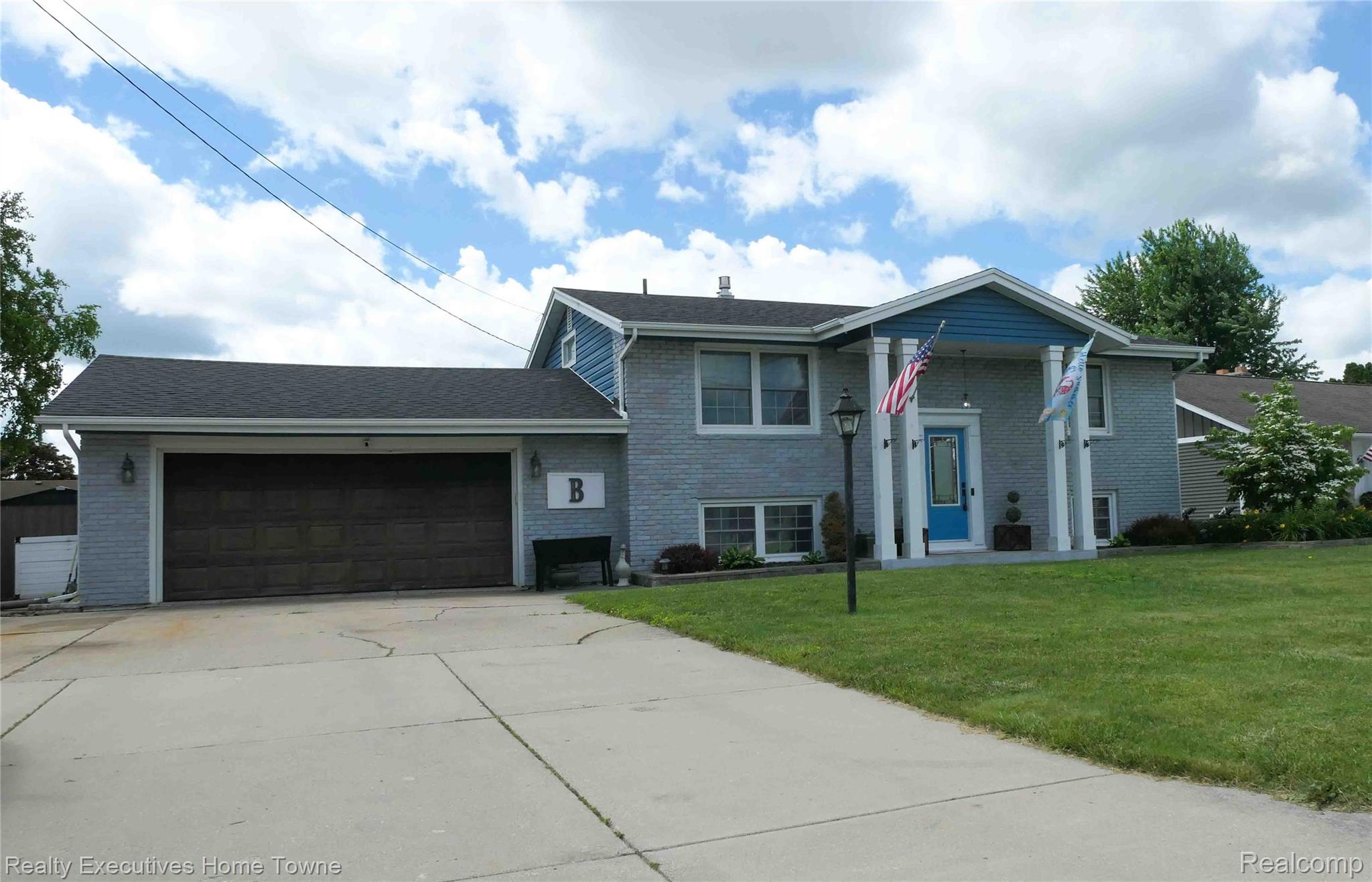 2854, ELMWOOD, Port Huron, Michigan, 48060