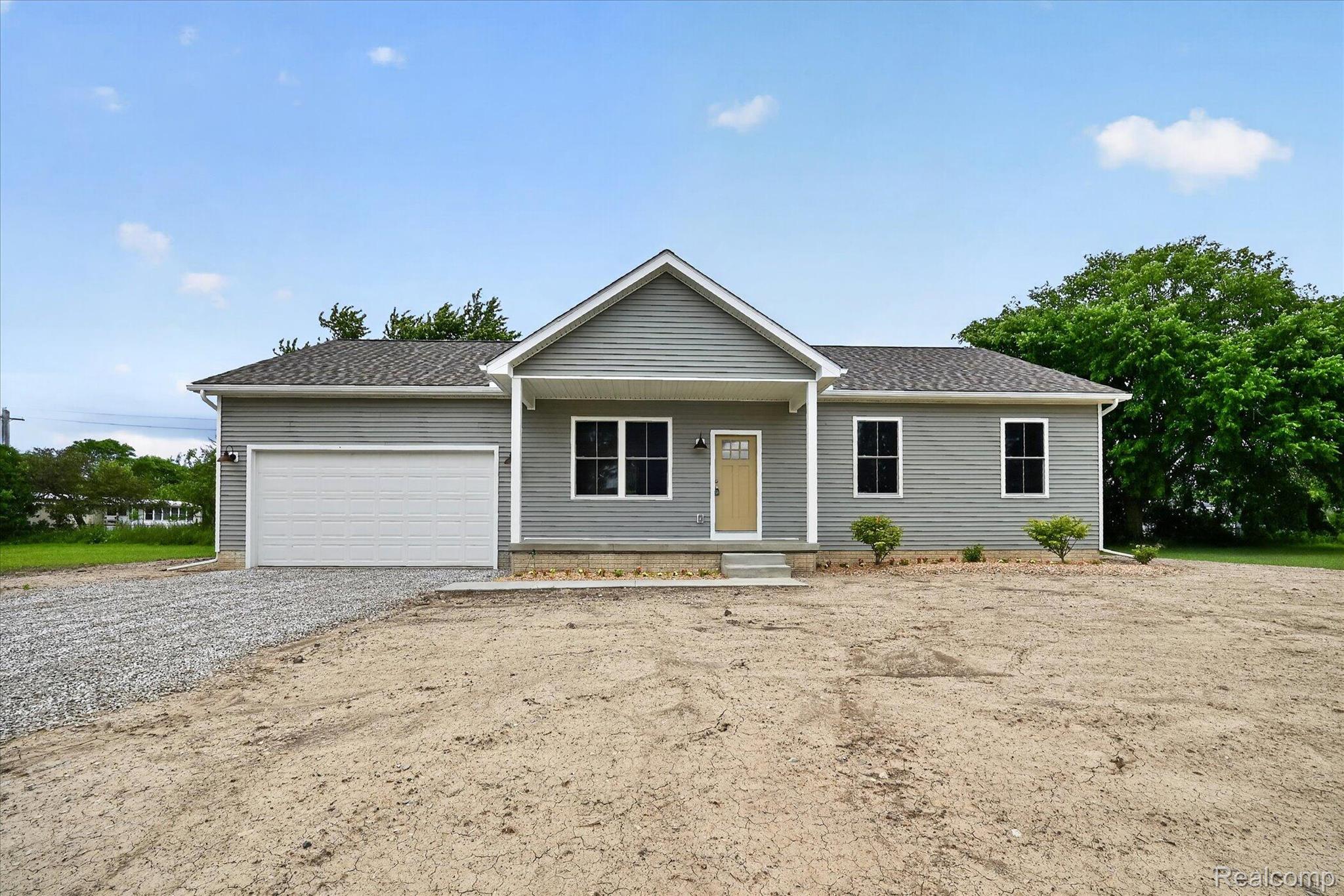 926, Ford, Carleton, Michigan, 48117