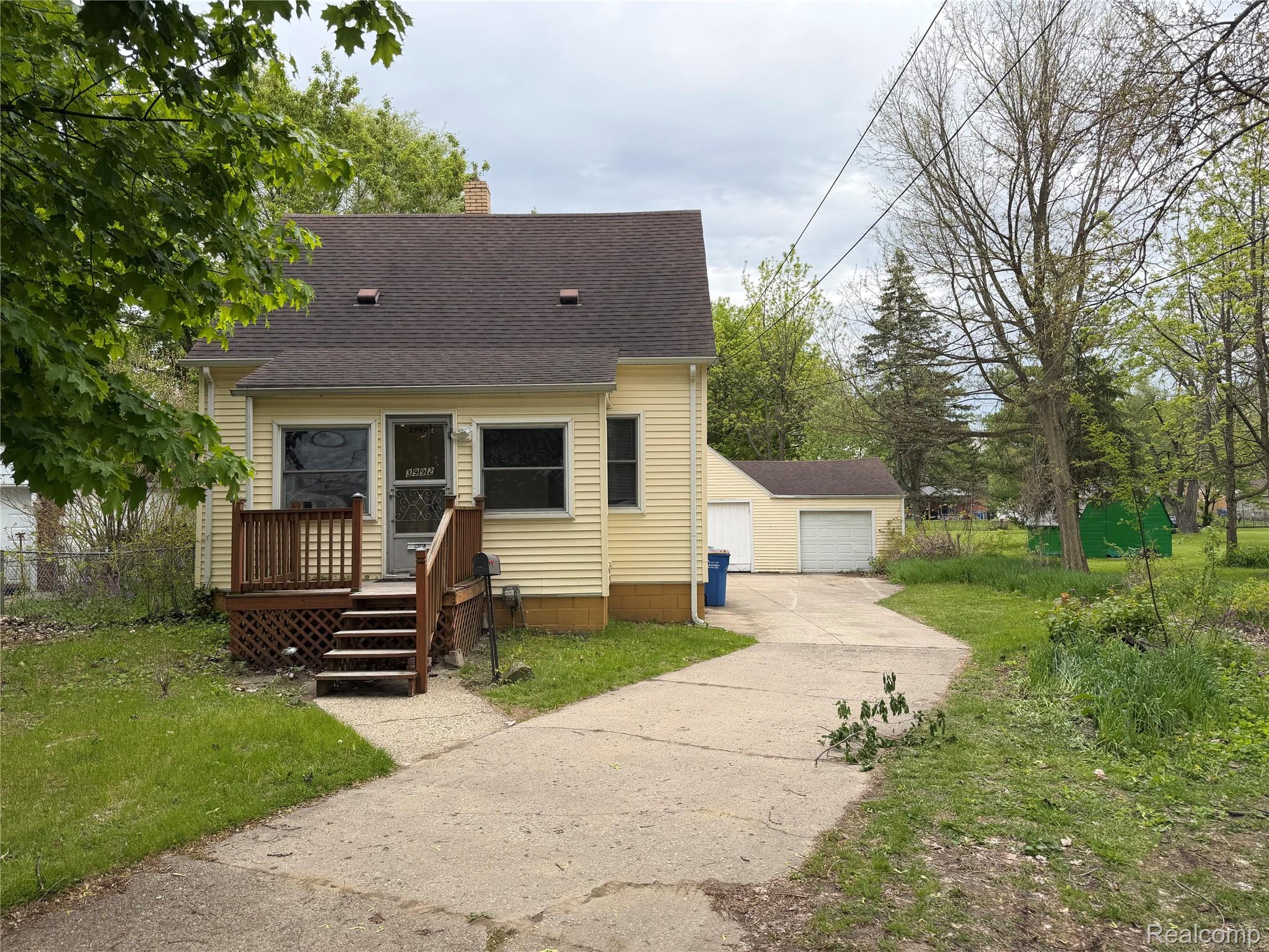 3992, Dallas, Warren, Michigan, 48091