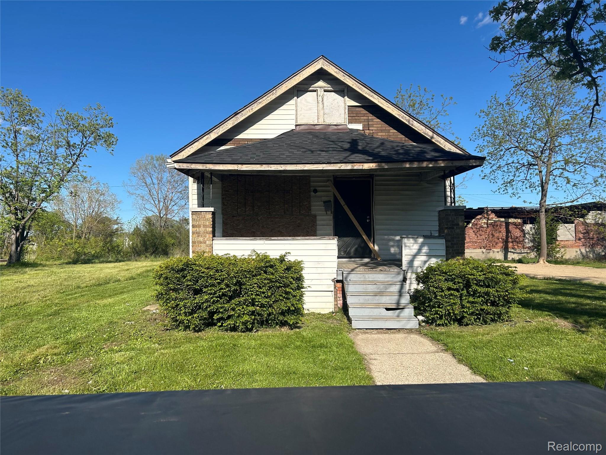 9088, Monica, Detroit, Michigan, 48204