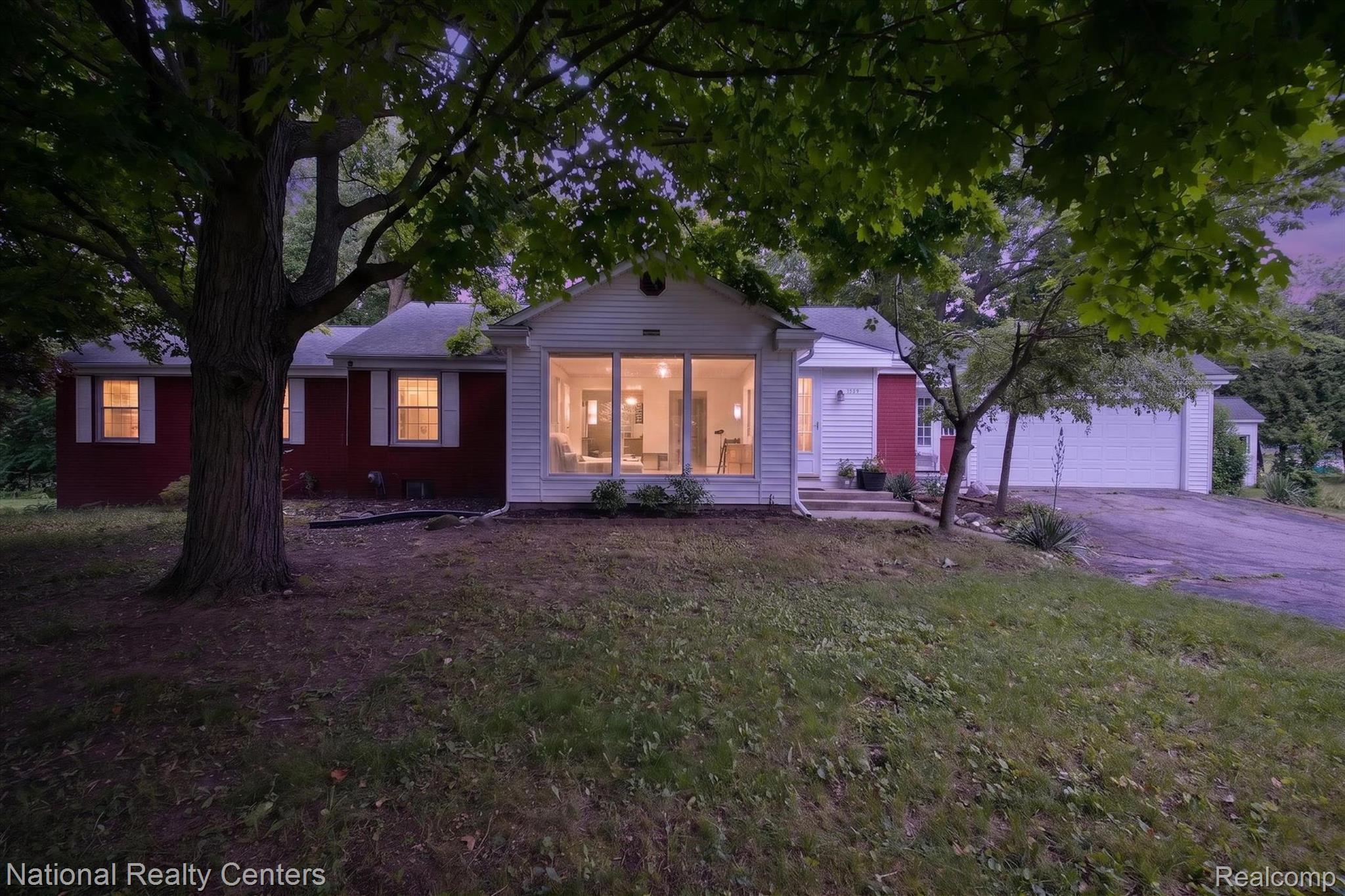 360, Woodland, South Lyon, Michigan, 48178