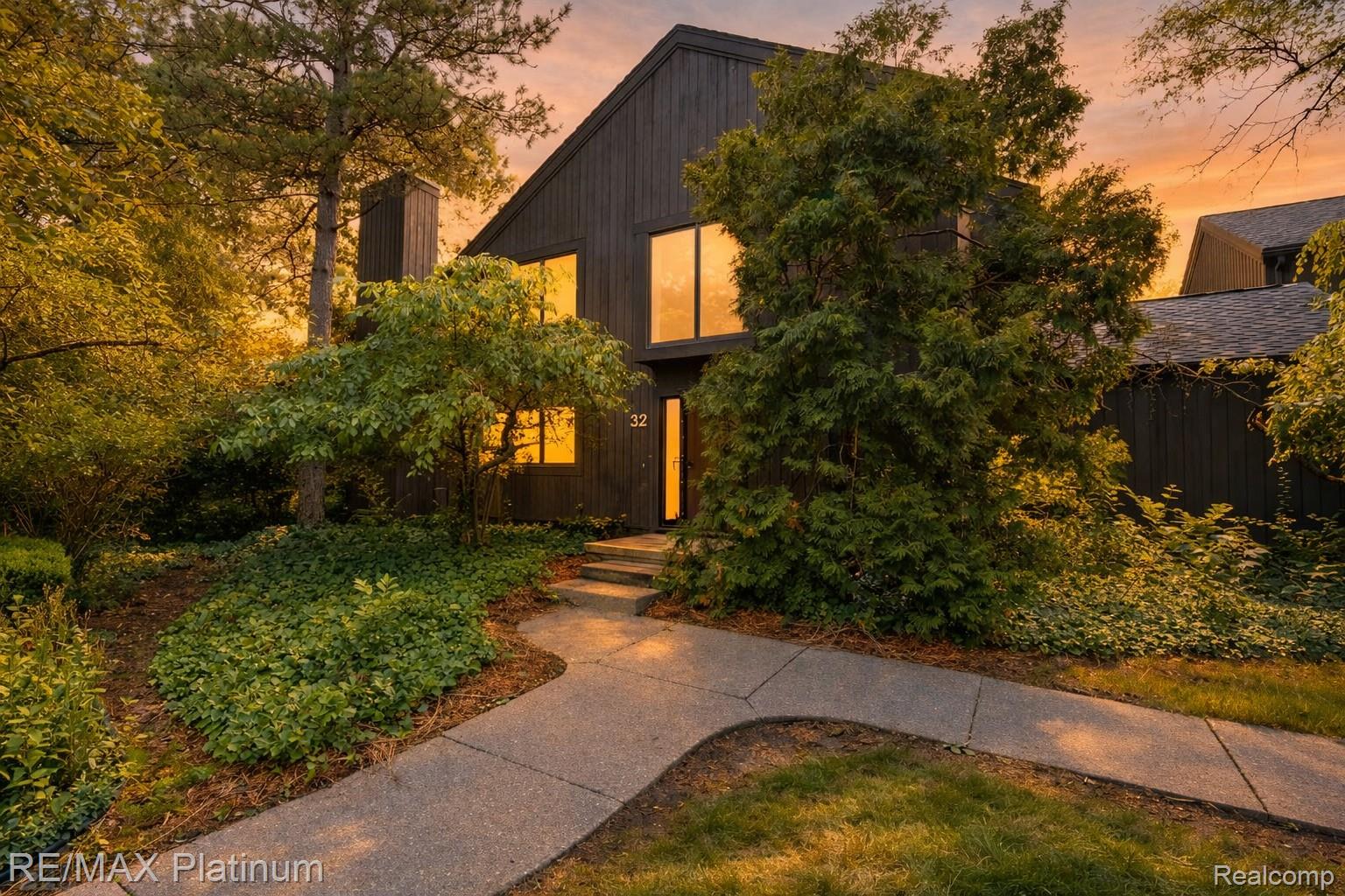 32, Haverhill, Ann Arbor, Michigan, 48105