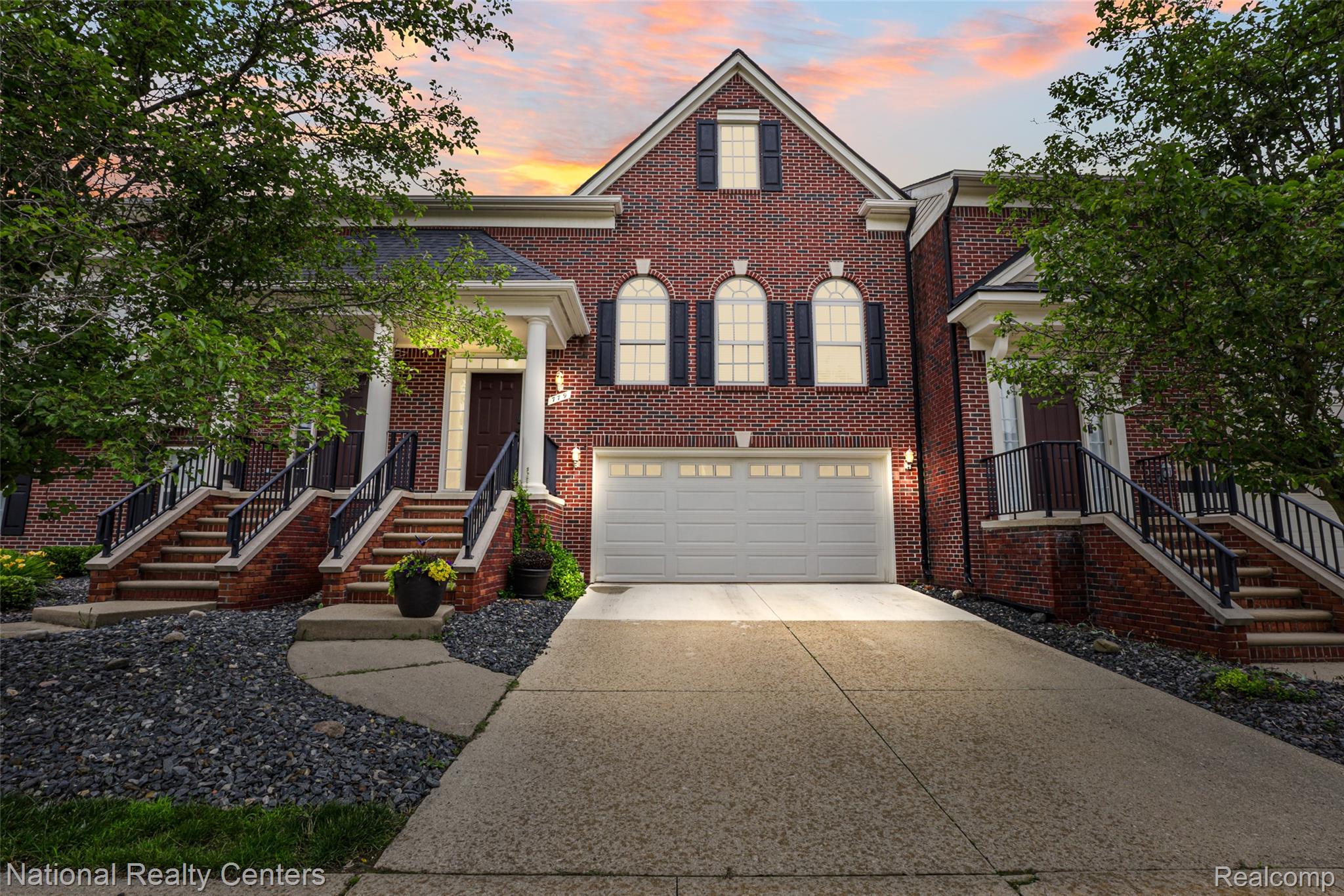 779, Red Run, Troy, Michigan, 48085