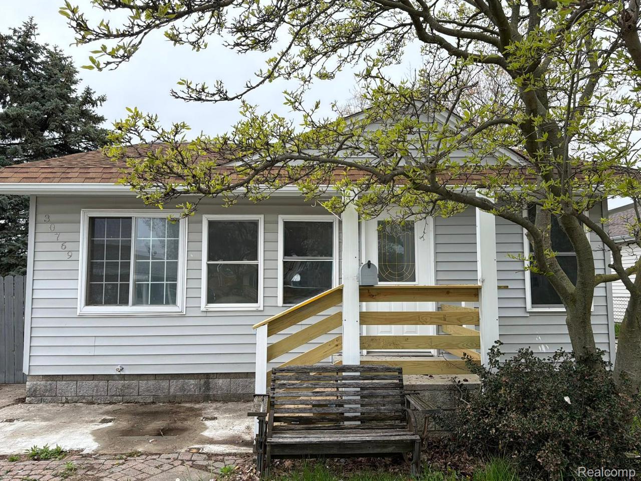 30769, Brush, Madison Heights, Michigan, 48071