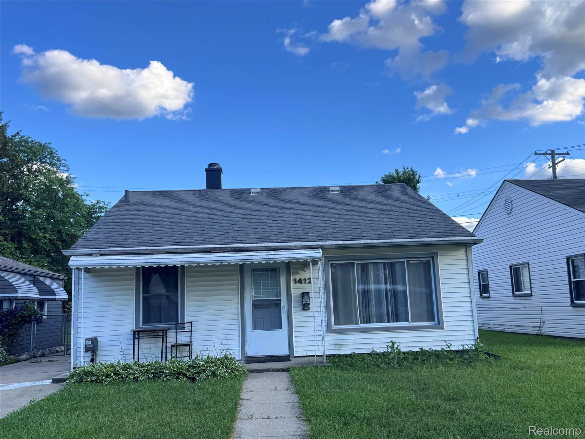 1412, Goulson, Hazel Park, Michigan, 48030