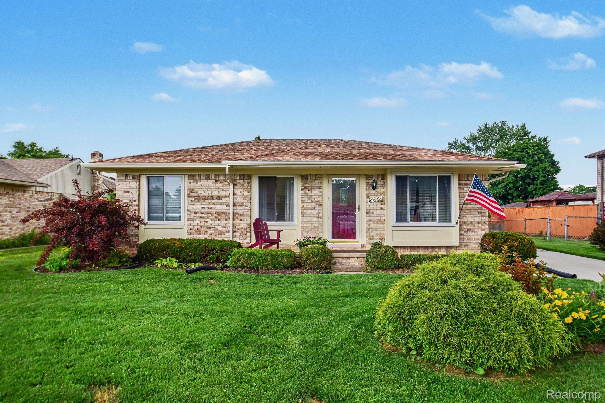 40518, William, Clinton Township, Michigan, 48038