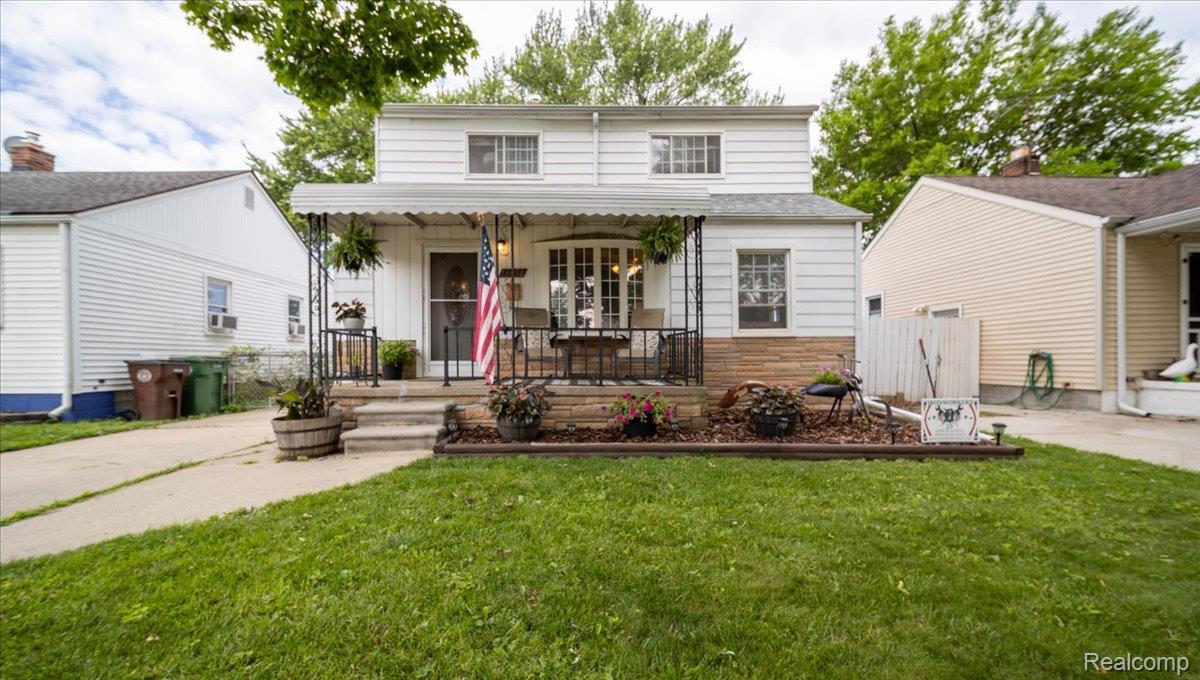 13458, Poplar, Southgate, Michigan, 48195