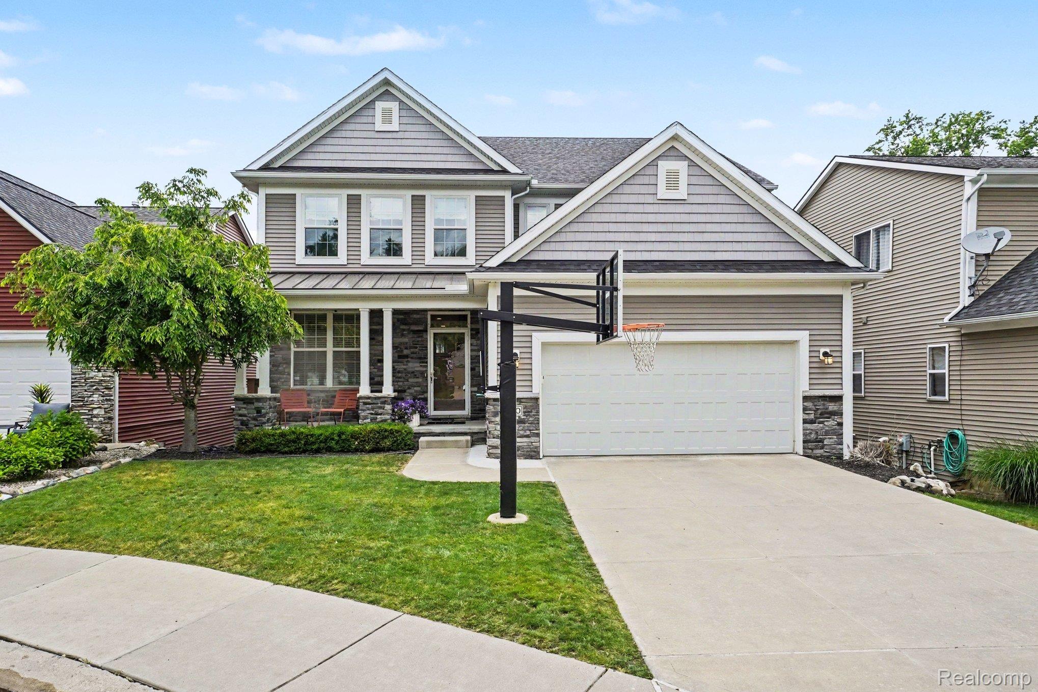 220, Turnberry, Milford, Michigan, 48381
