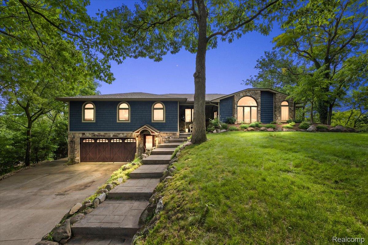 7291, Parkwood, Fenton, Michigan, 48430