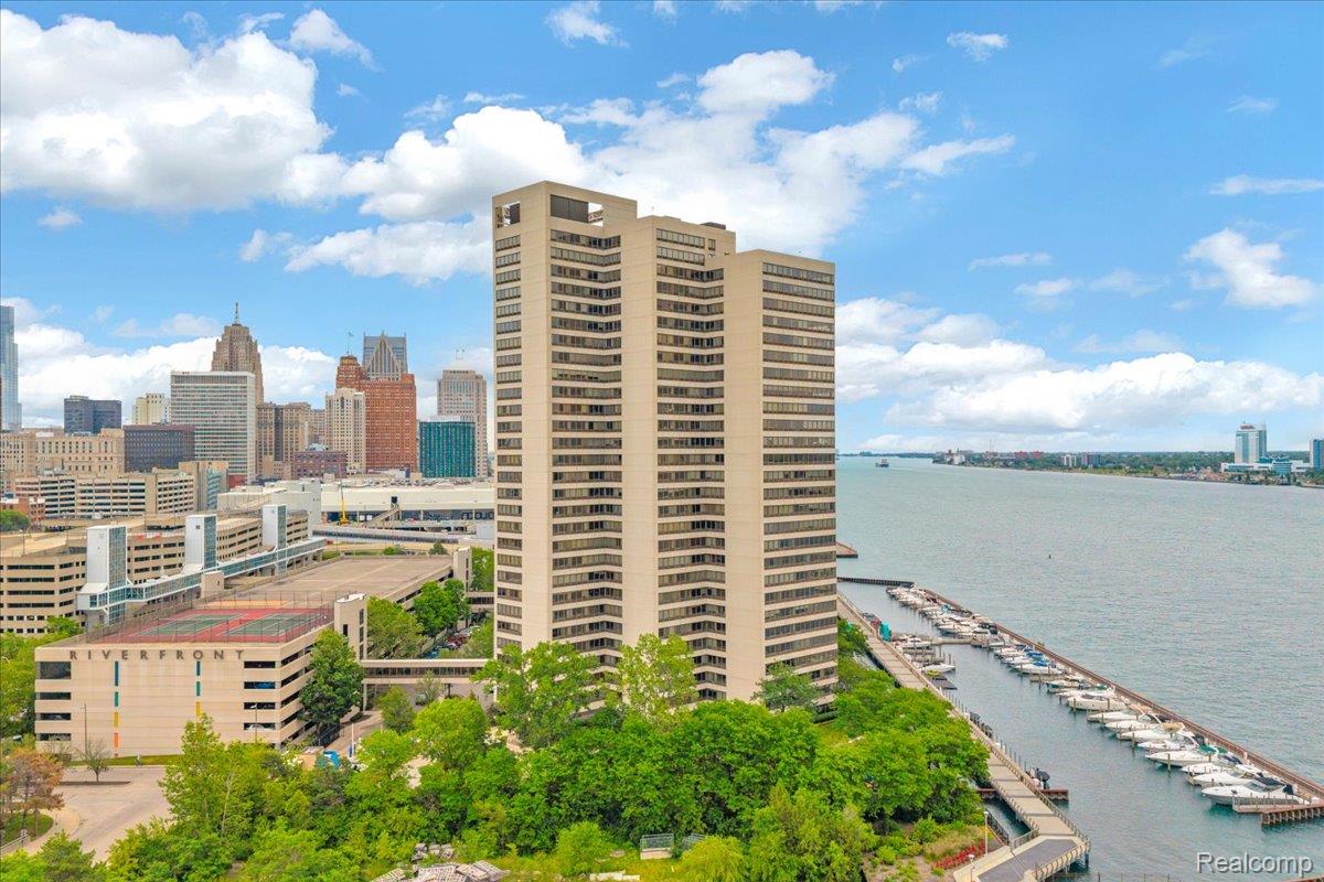1001, Jefferson, #9A, Detroit, Michigan, 48226