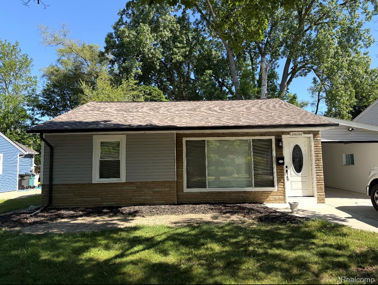 10100, Saratoga, Oak Park, Michigan, 48237