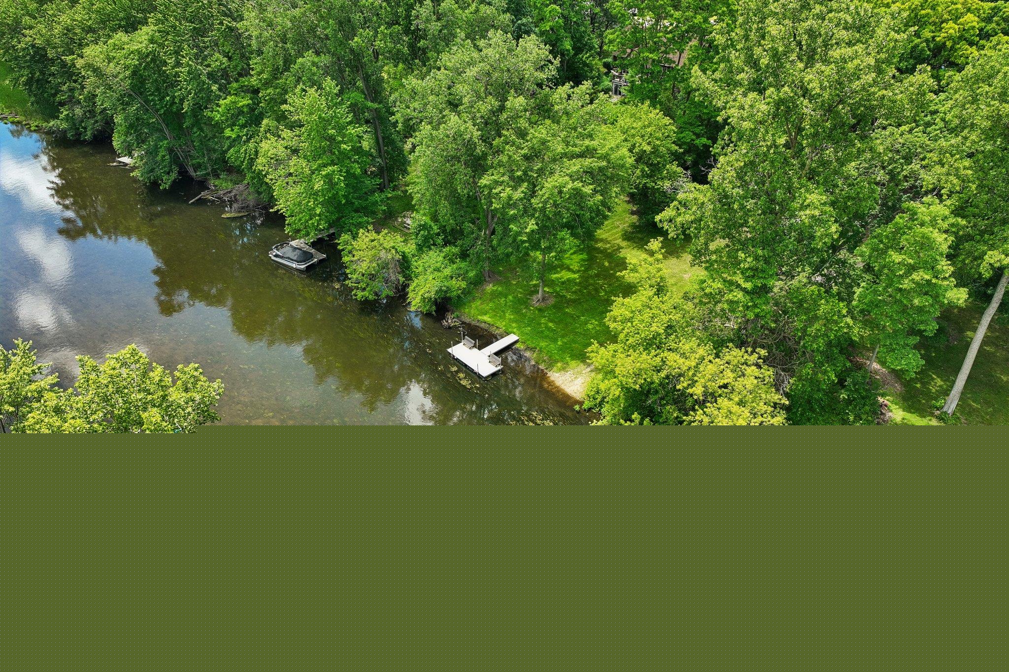 6100, Oak Valley, Whitmore Lake, Michigan, 48189