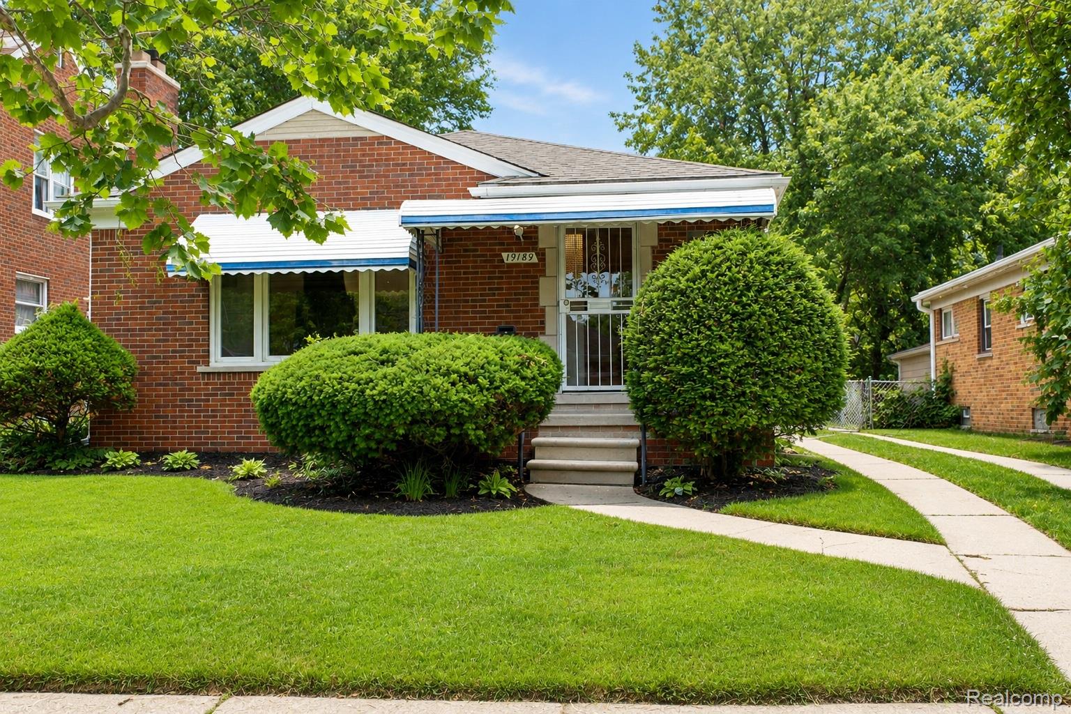19189, Berden, Grosse Pointe, Michigan, 48236