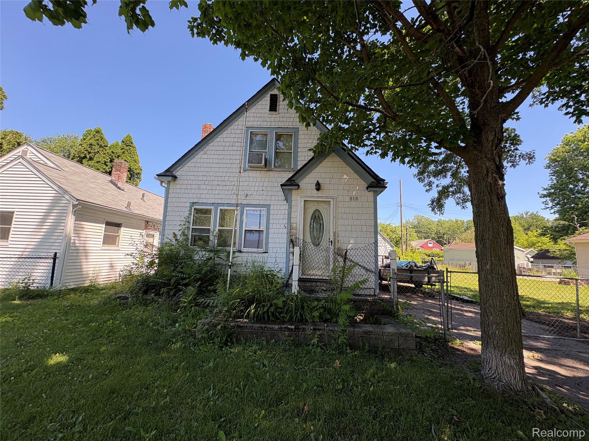 818, Loa, Lansing, Michigan, 48910
