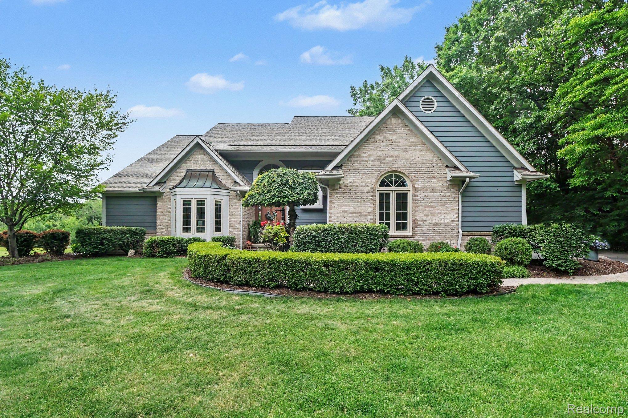 9230, Kelly Lake, Clarkston, Michigan, 48348